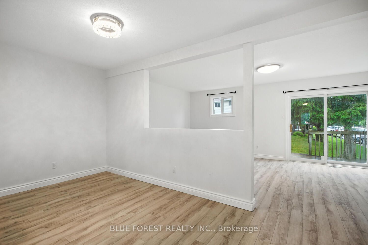 1318 Highbury Avenue N 76 Property Photo 18