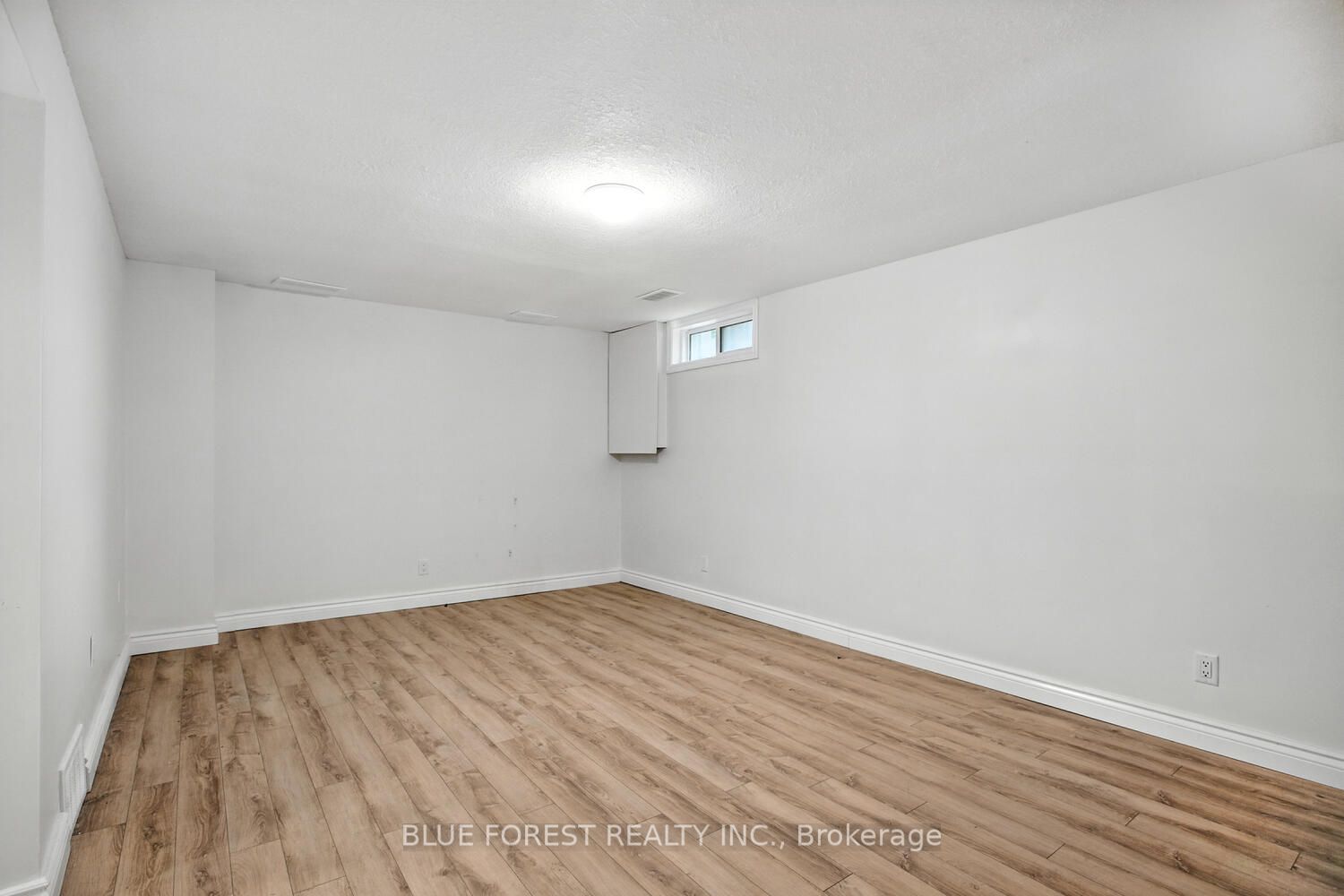 1318 Highbury Avenue N 76 Property Photo 34