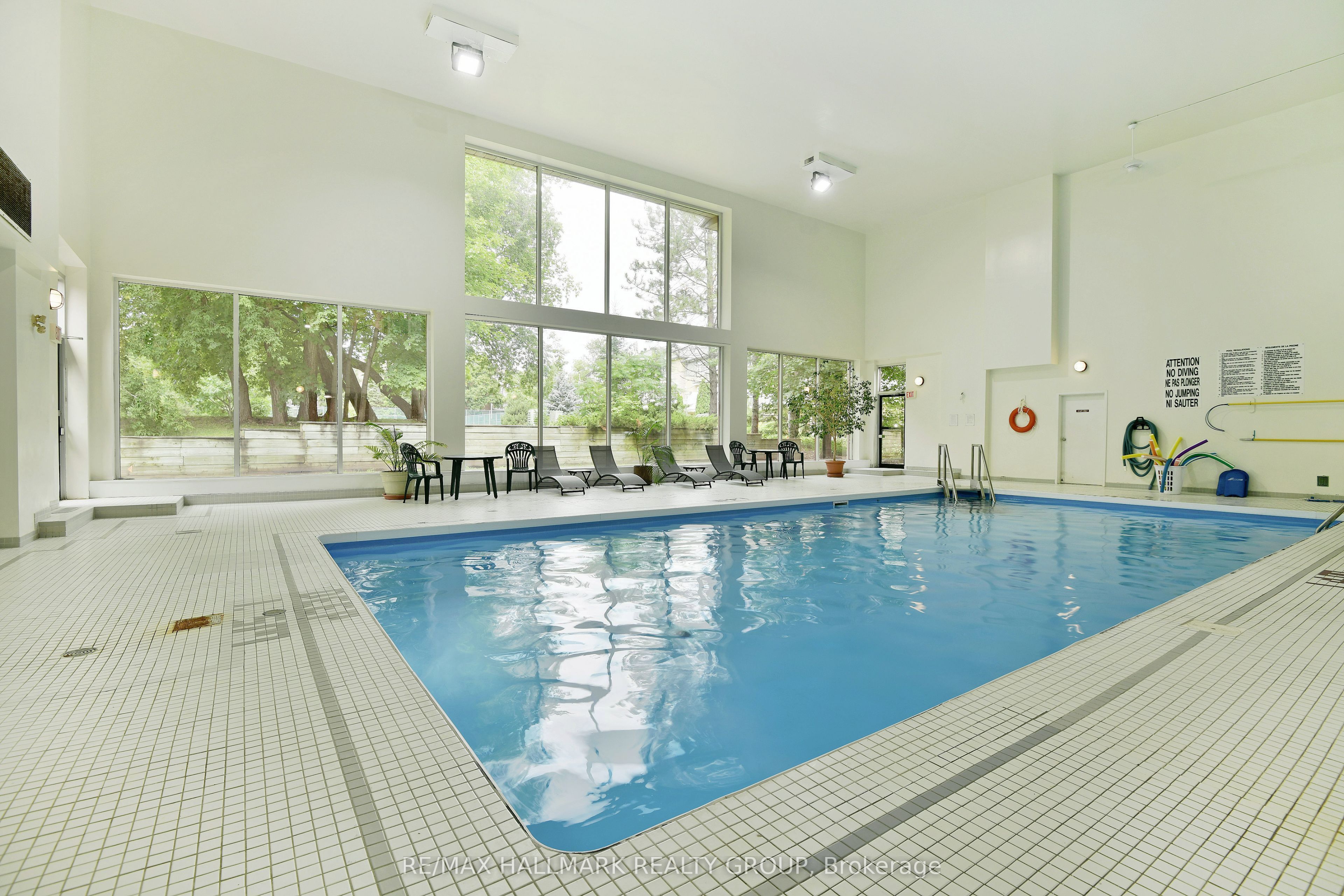 545 St Laurent Boulevard 503 Property Photo 42