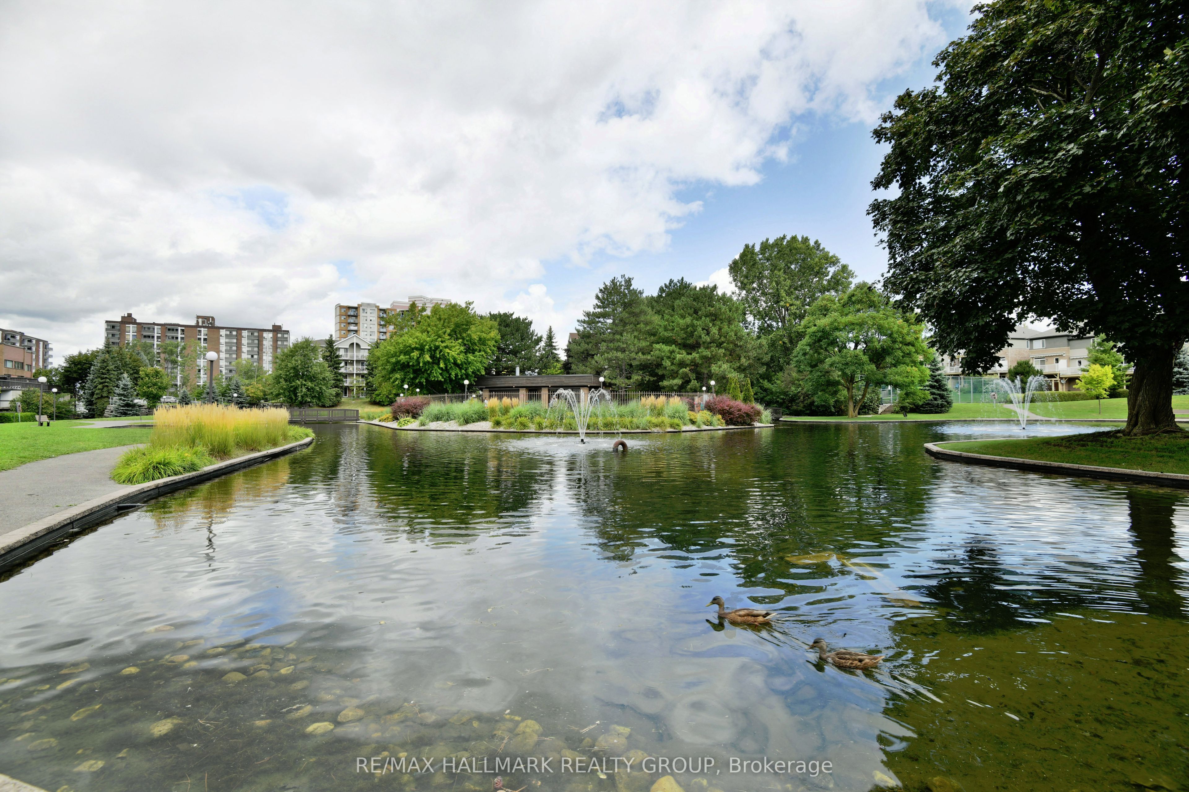 545 St Laurent Boulevard 503 Property Photo 45