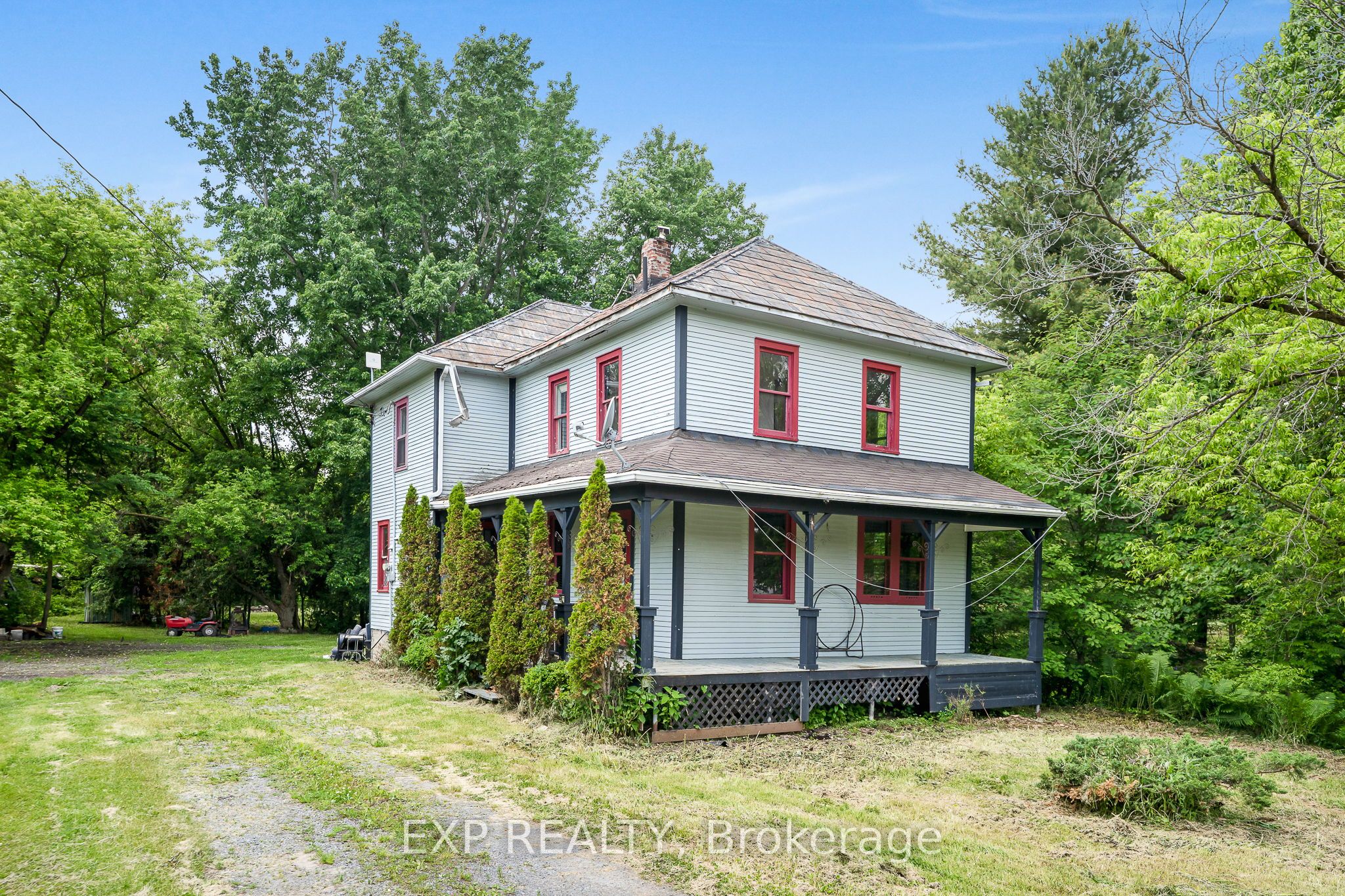 1292 St Albert Road Property Photo 1