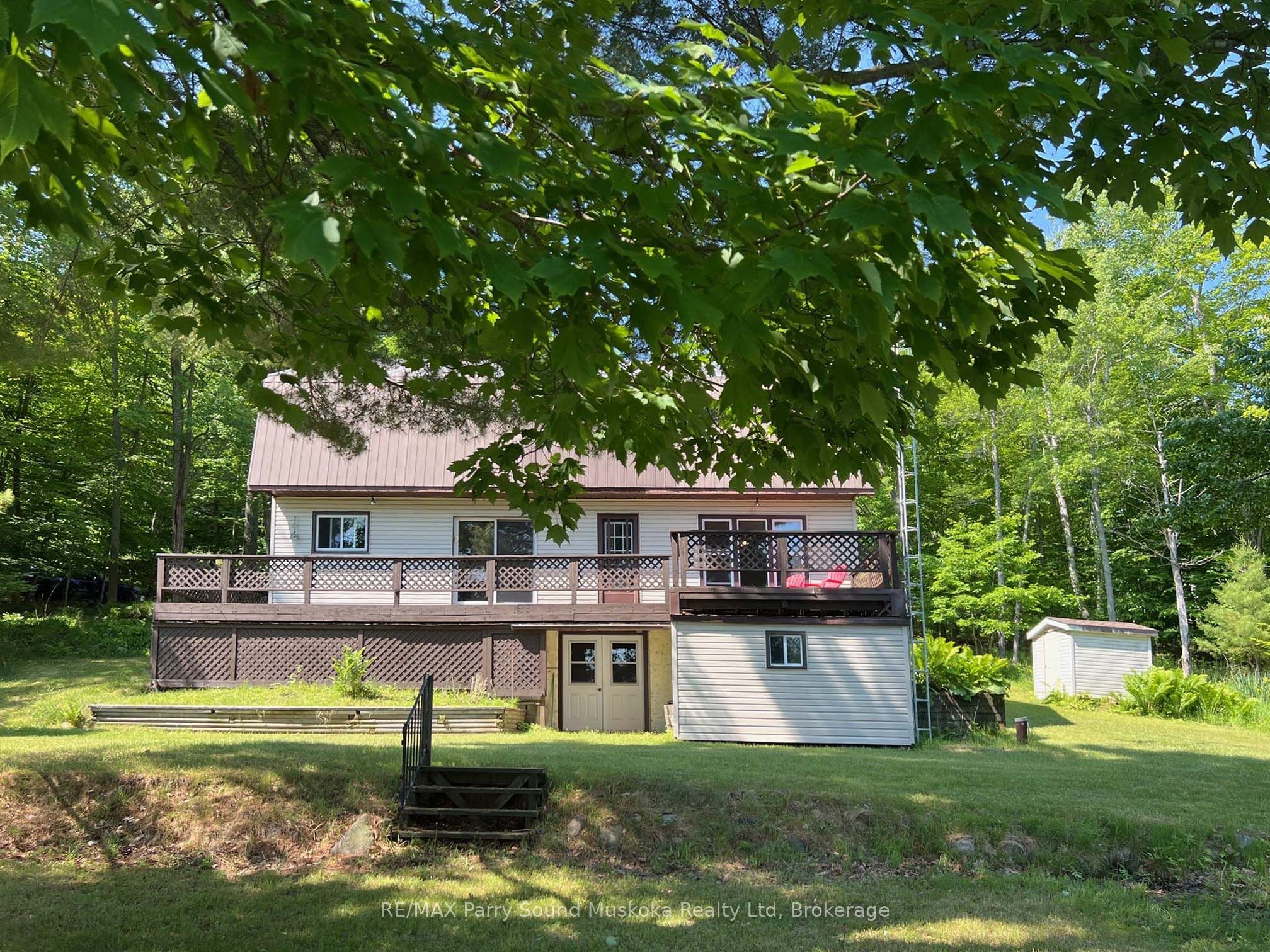 10 Pine Valley Drive Property Photo 1