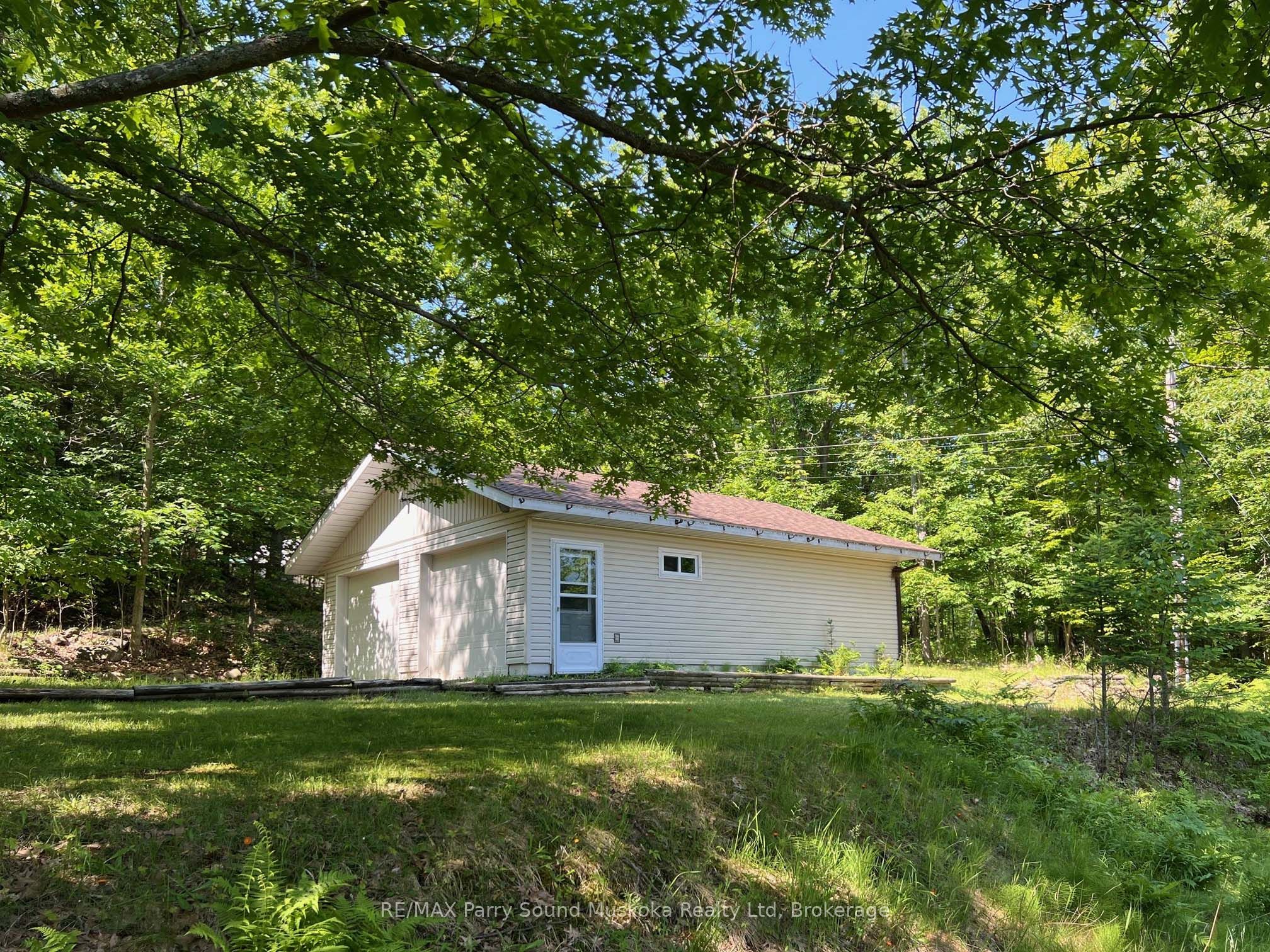 10 Pine Valley Drive Property Photo 6