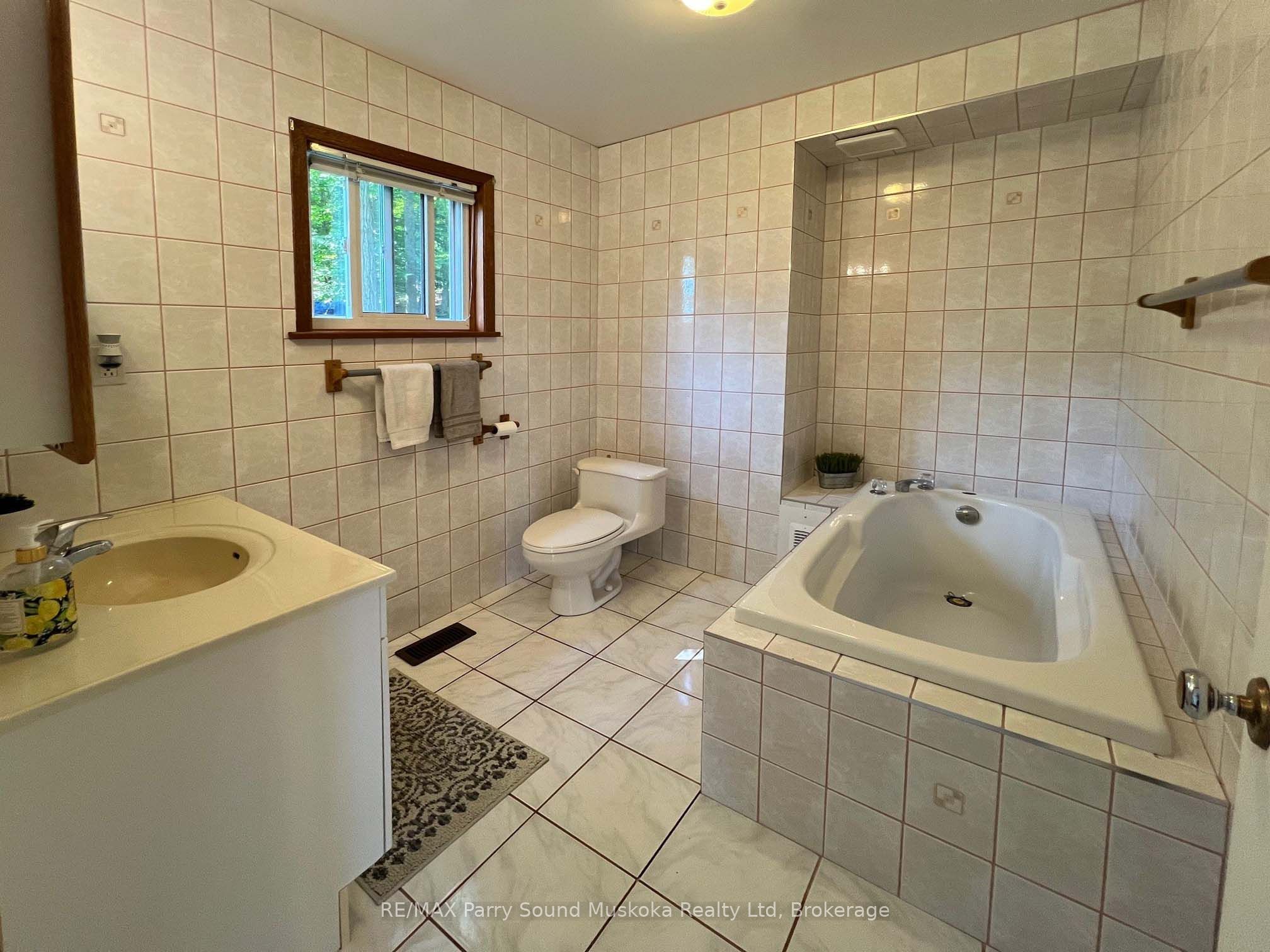 10 Pine Valley Drive Property Photo 20