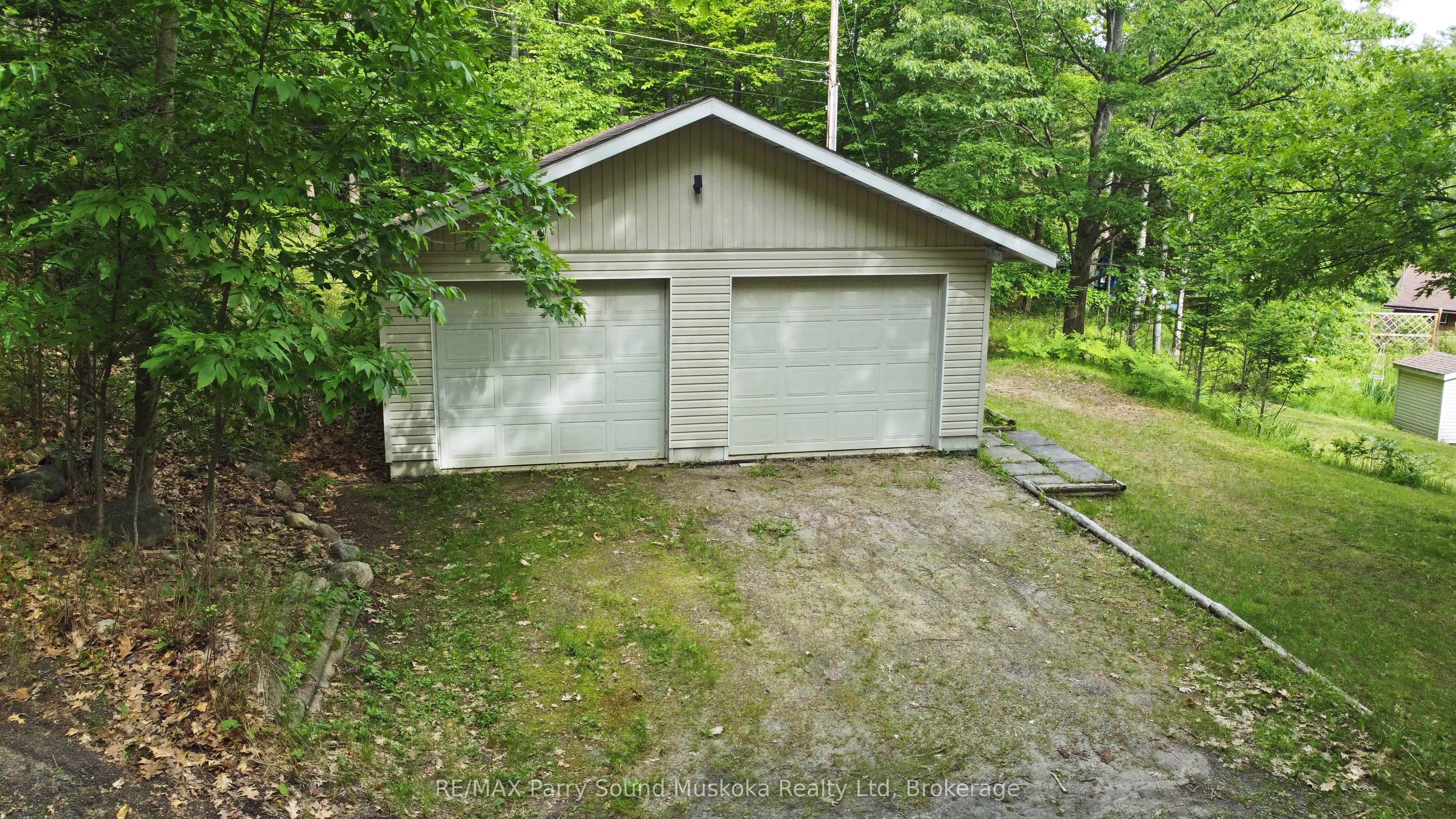 10 Pine Valley Drive Property Photo 42