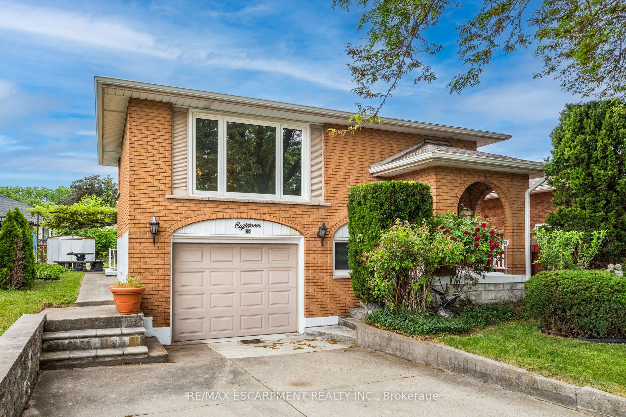 18 Renner Court Property Photo 1