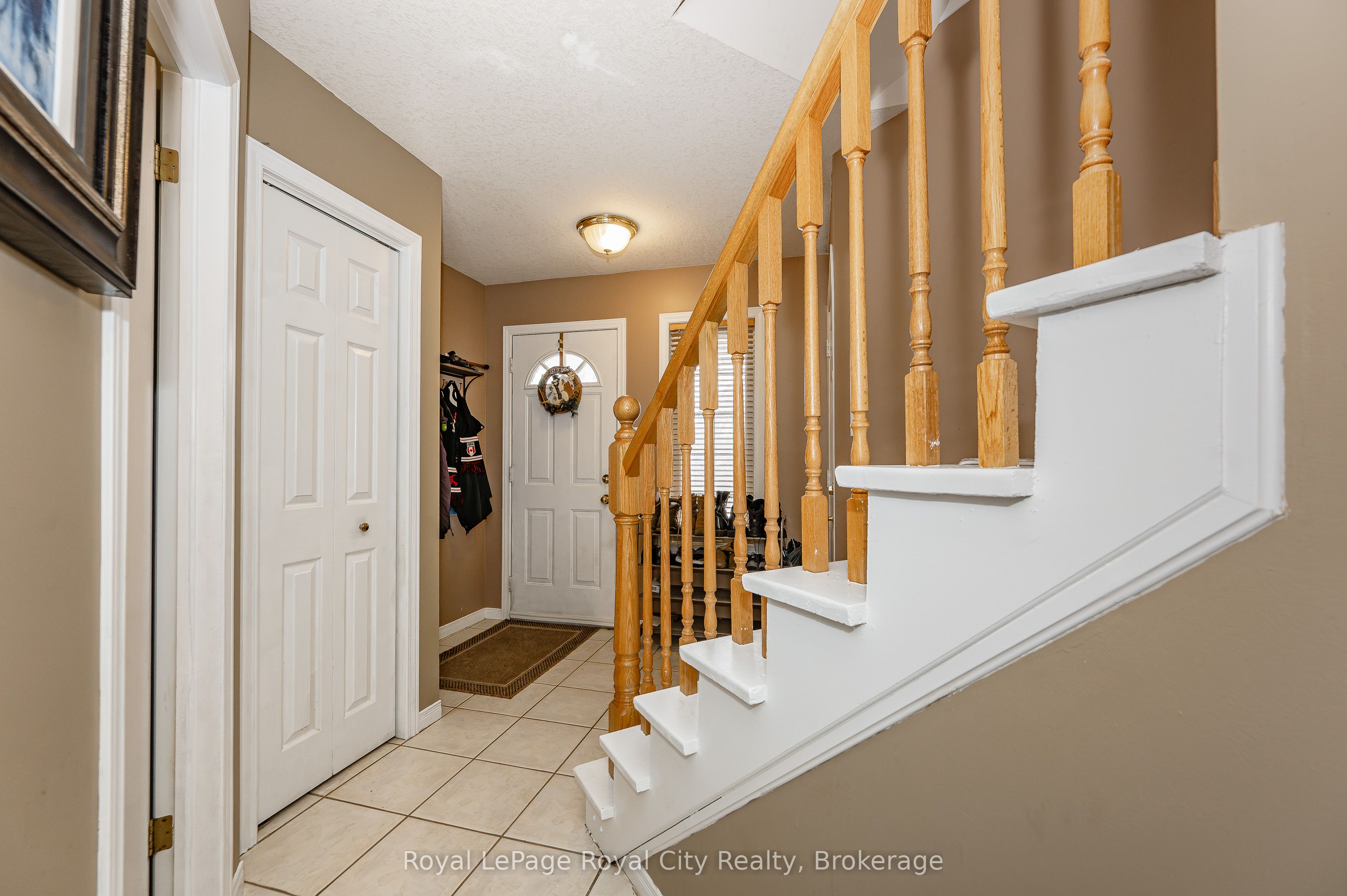 15 Camm Crescent Property Photo 6