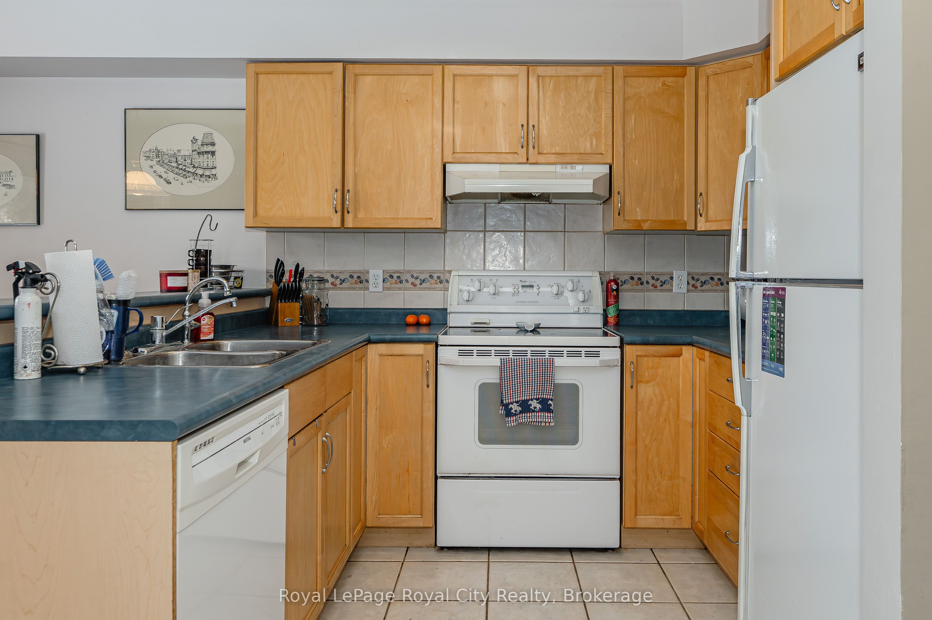 15 Camm Crescent Property Photo 26
