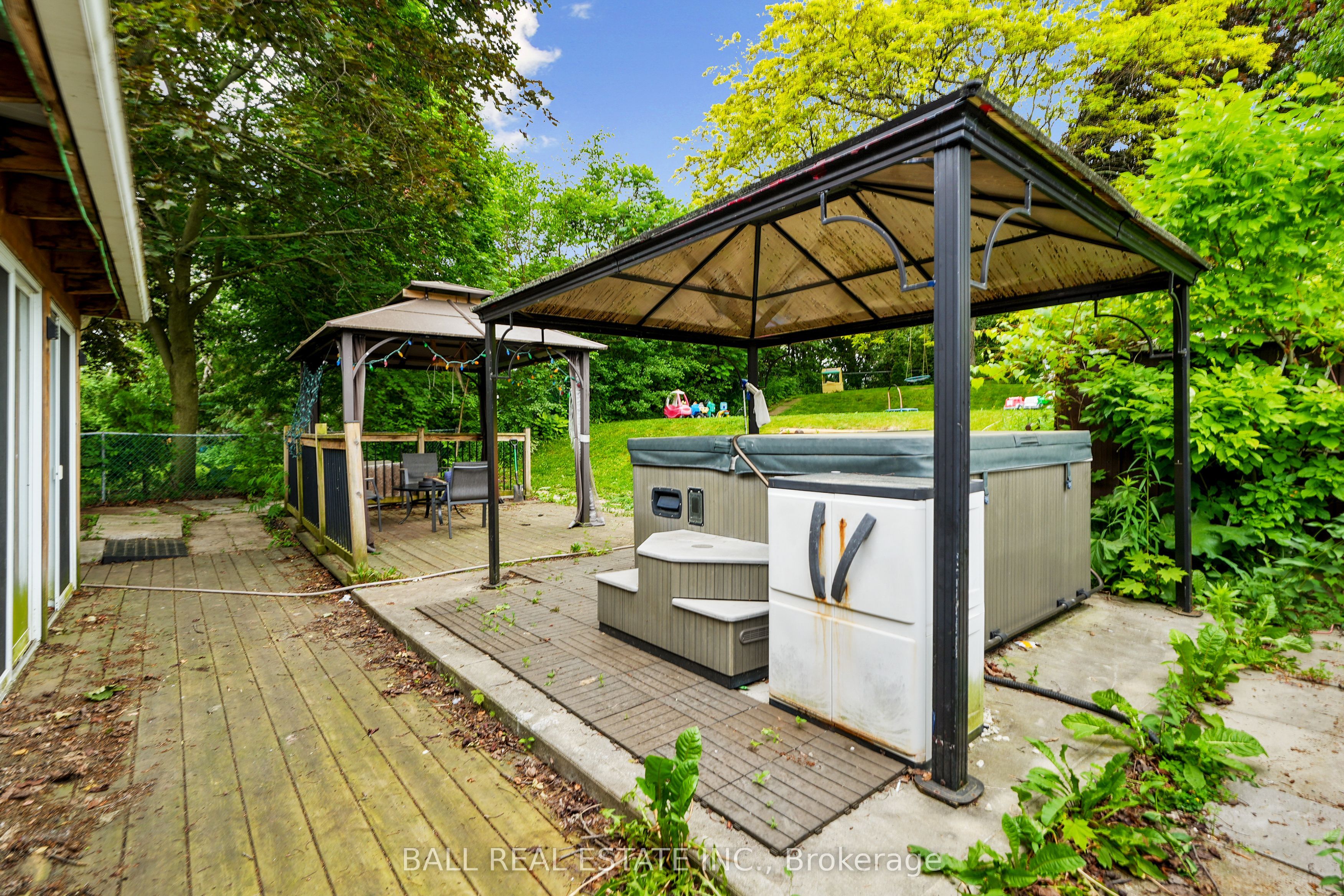 60a Crossley Drive Property Photo 17
