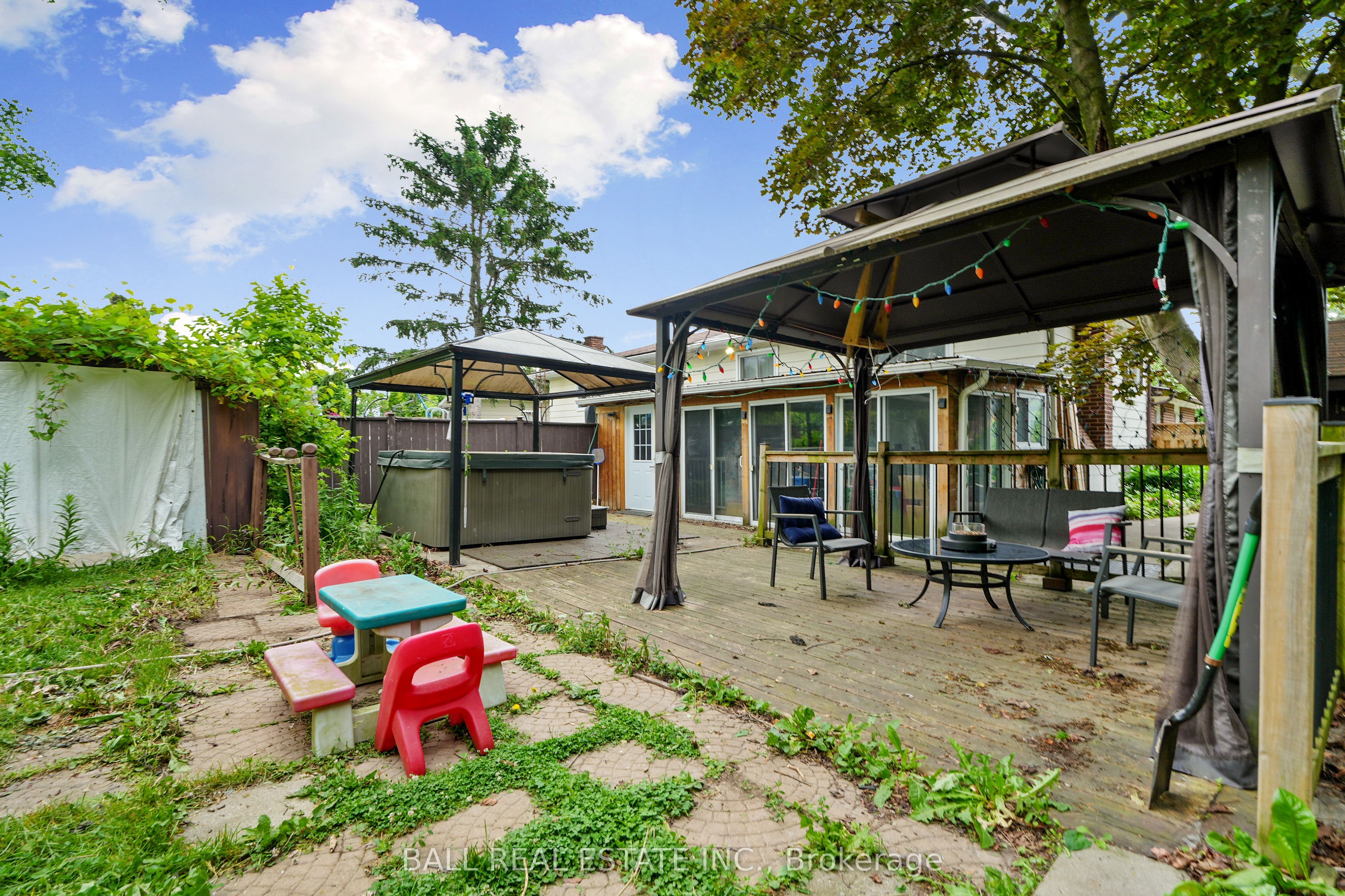 60a Crossley Drive Property Photo 19