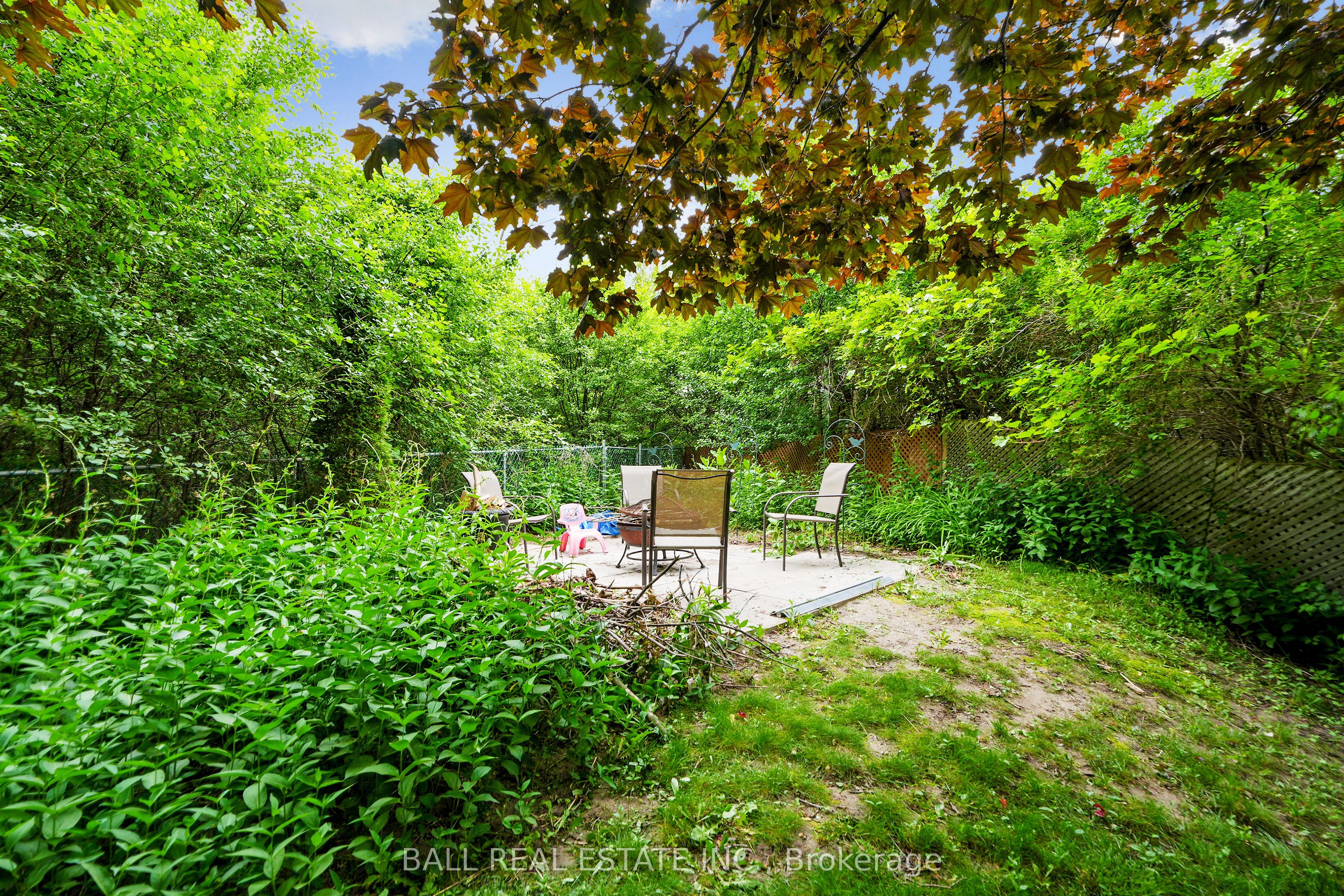 60a Crossley Drive Property Photo 27