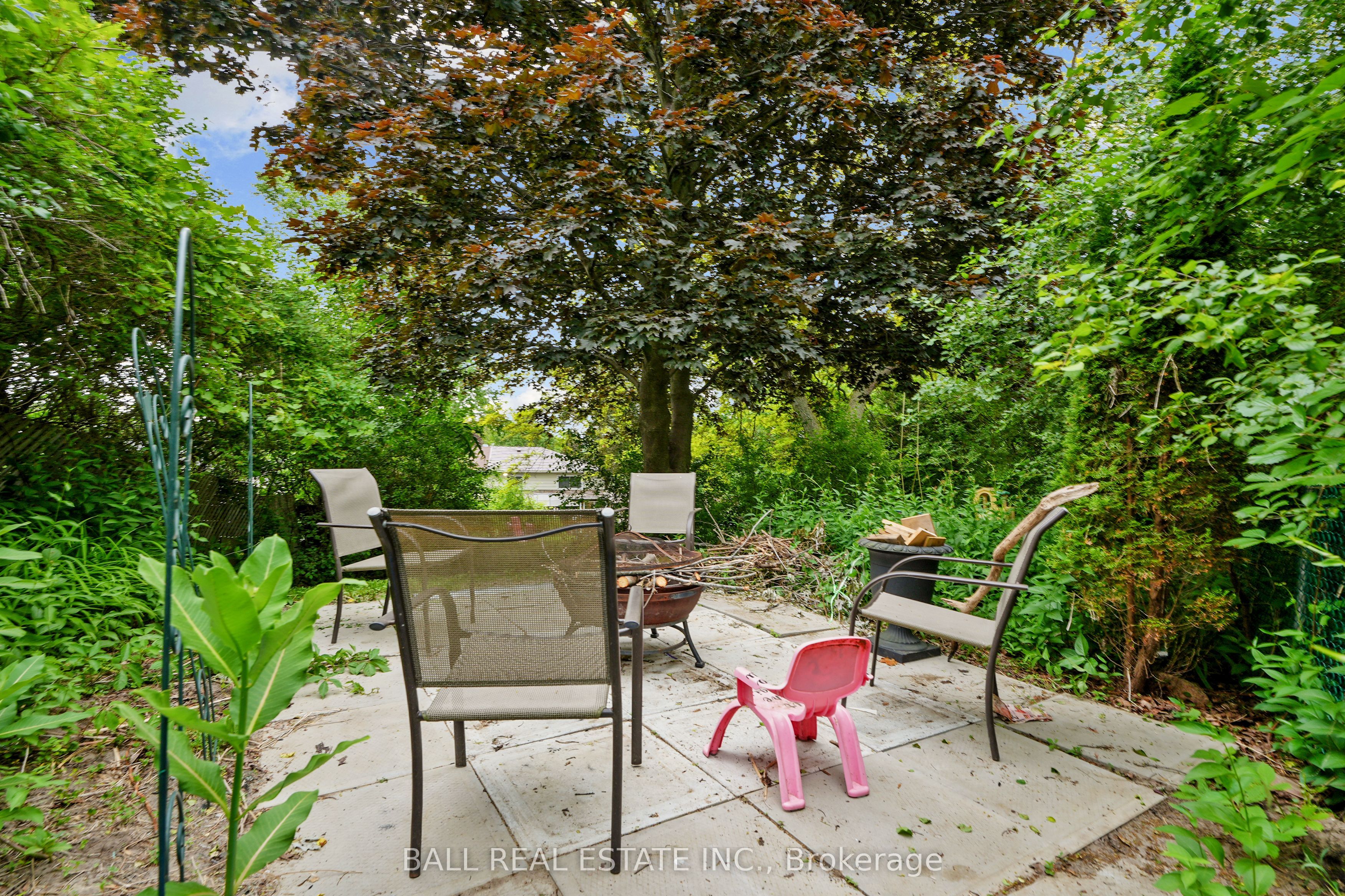 60a Crossley Drive Property Photo 28