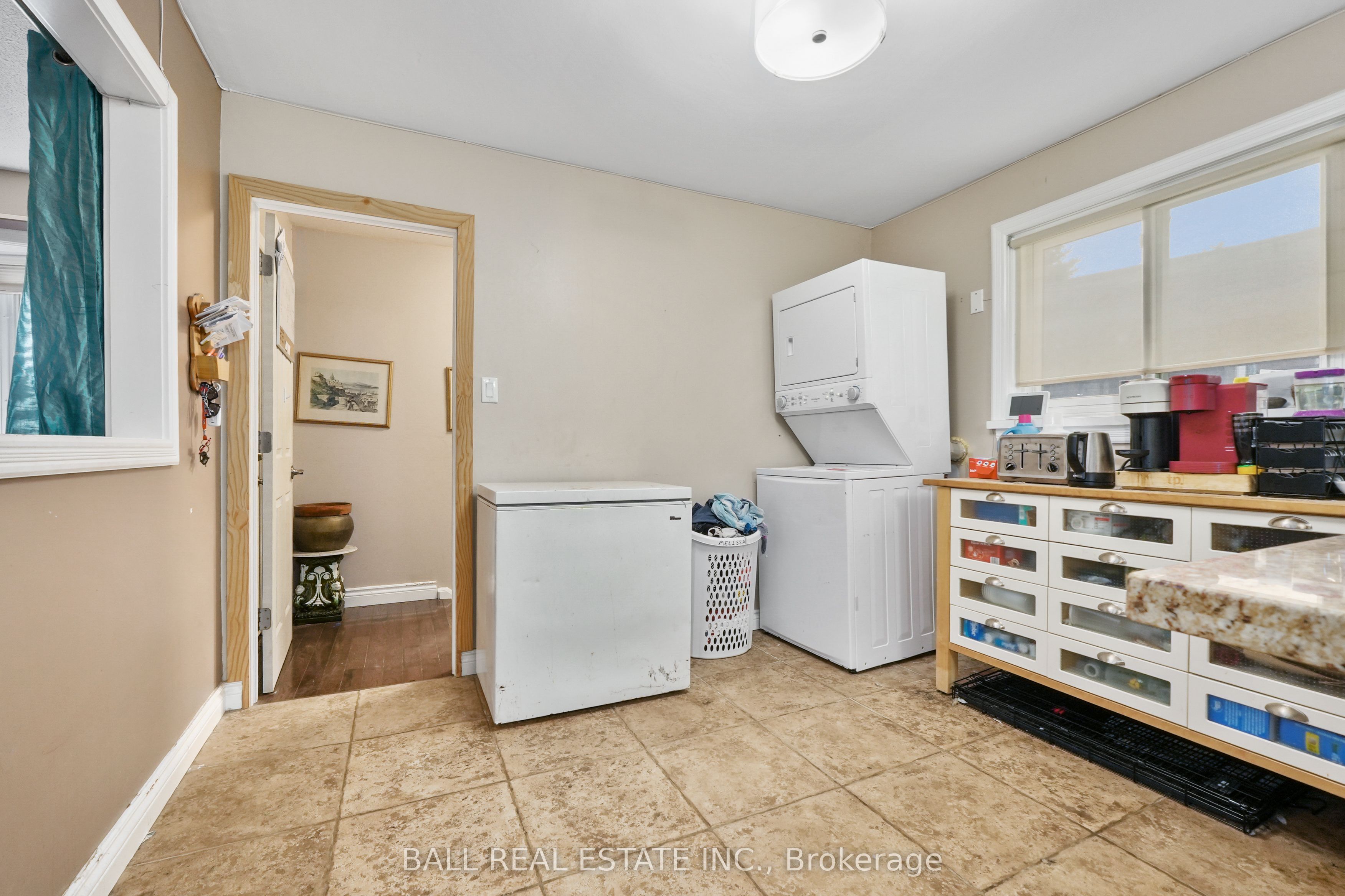 60a Crossley Drive Property Photo 30