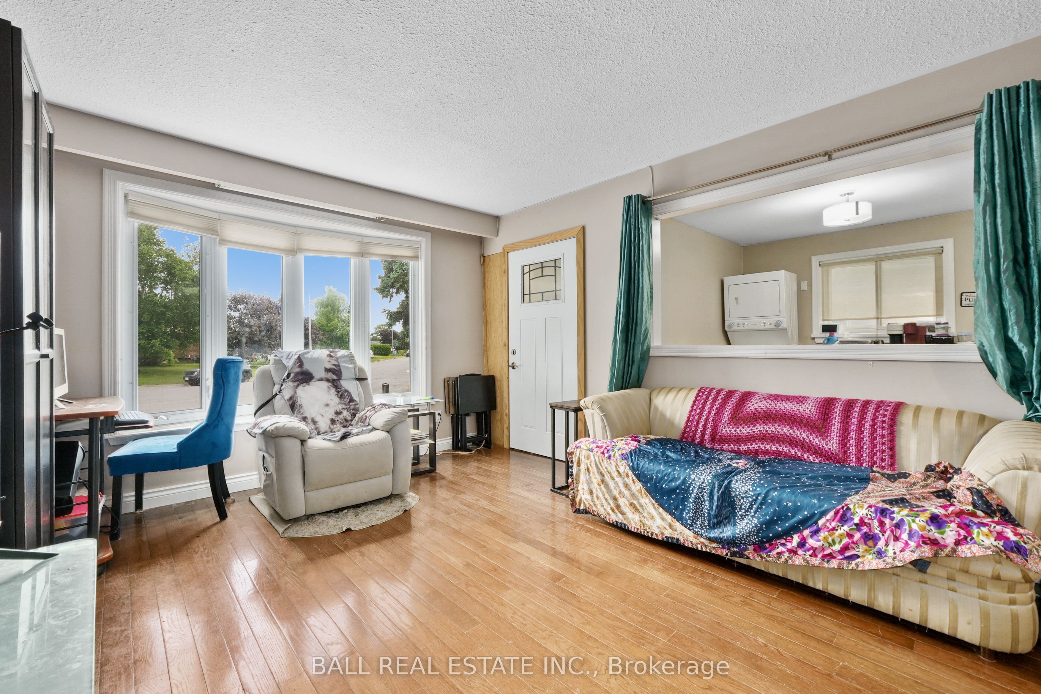60a Crossley Drive Property Photo 35