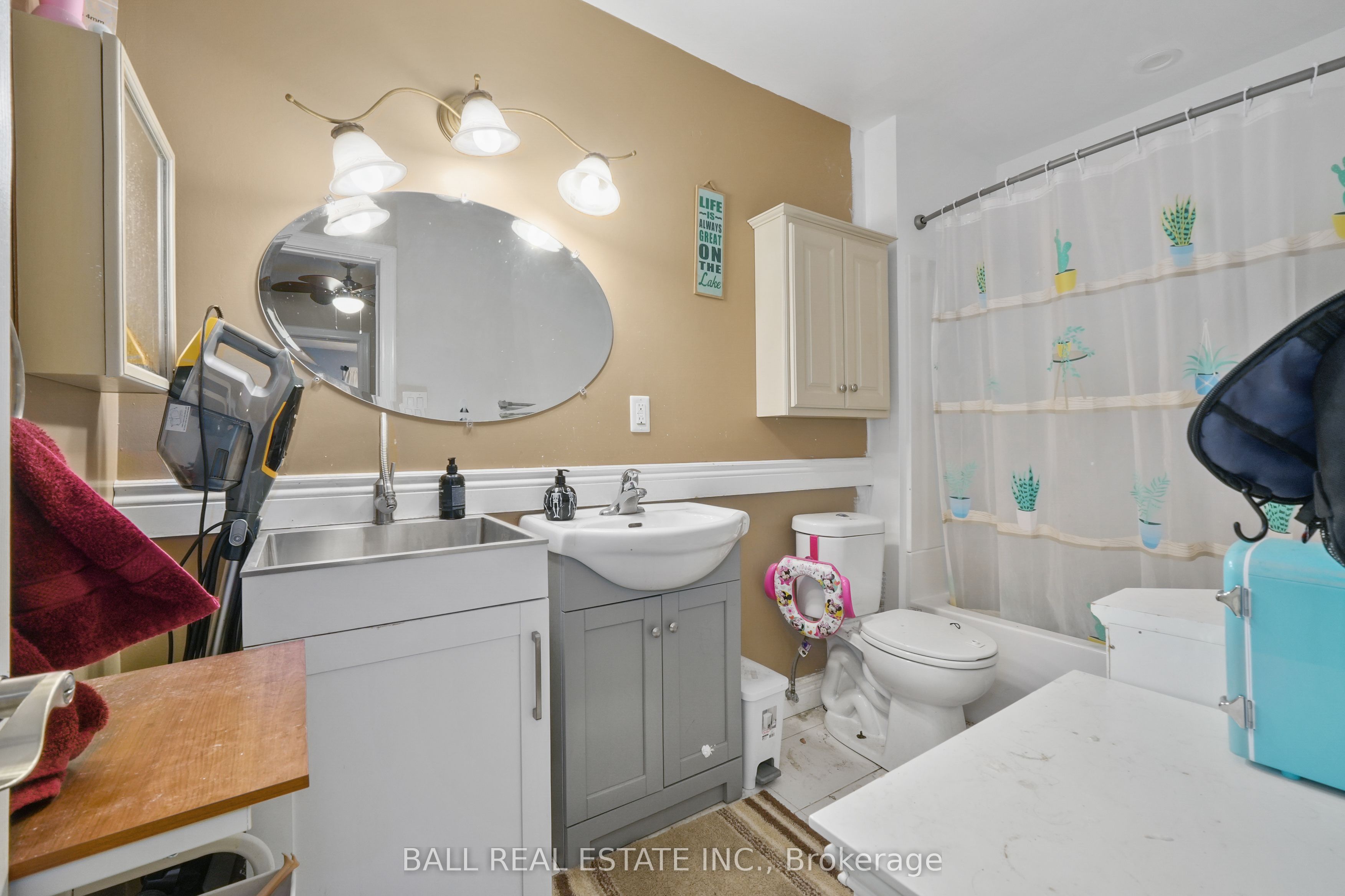 60a Crossley Drive Property Photo 38