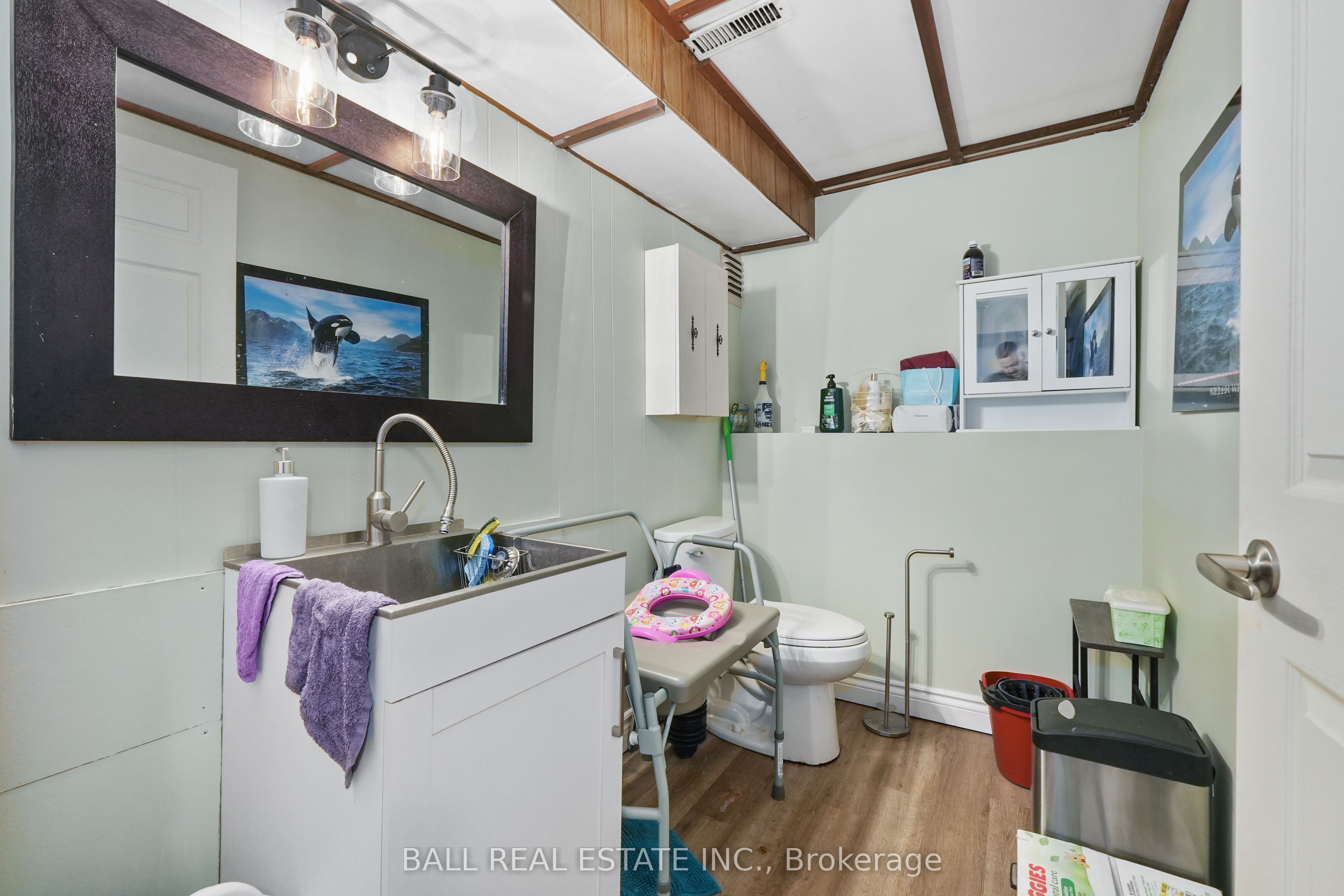 60a Crossley Drive Property Photo 49