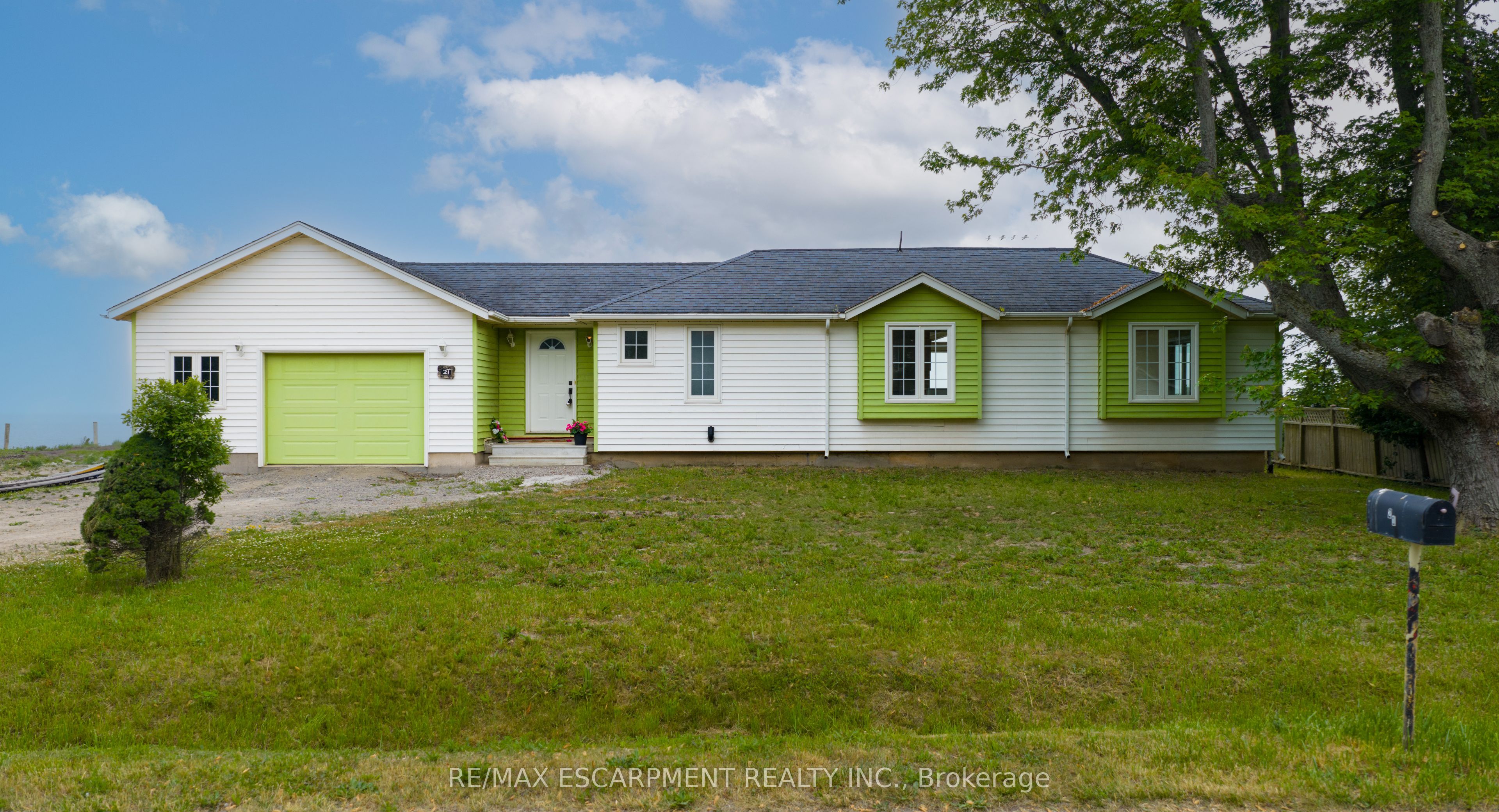 21 Villella Road Property Photo 1