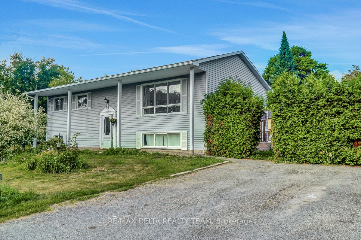 3333 White Spruce Property Photo 1