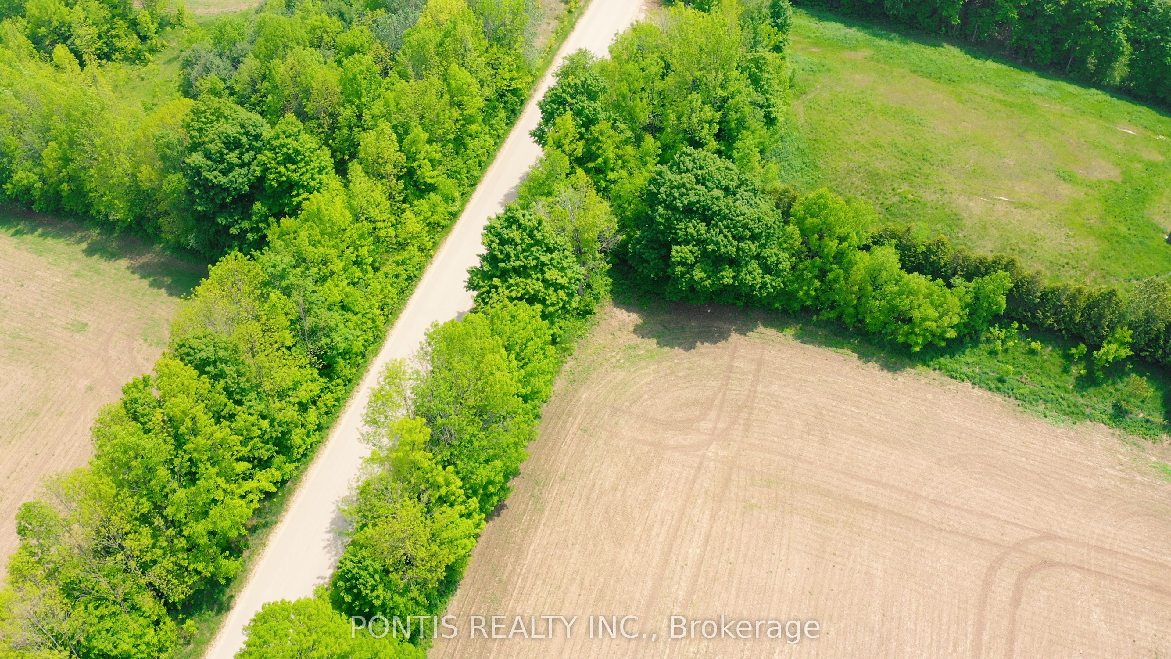 493696 Baptist Church Road Property Photo 8