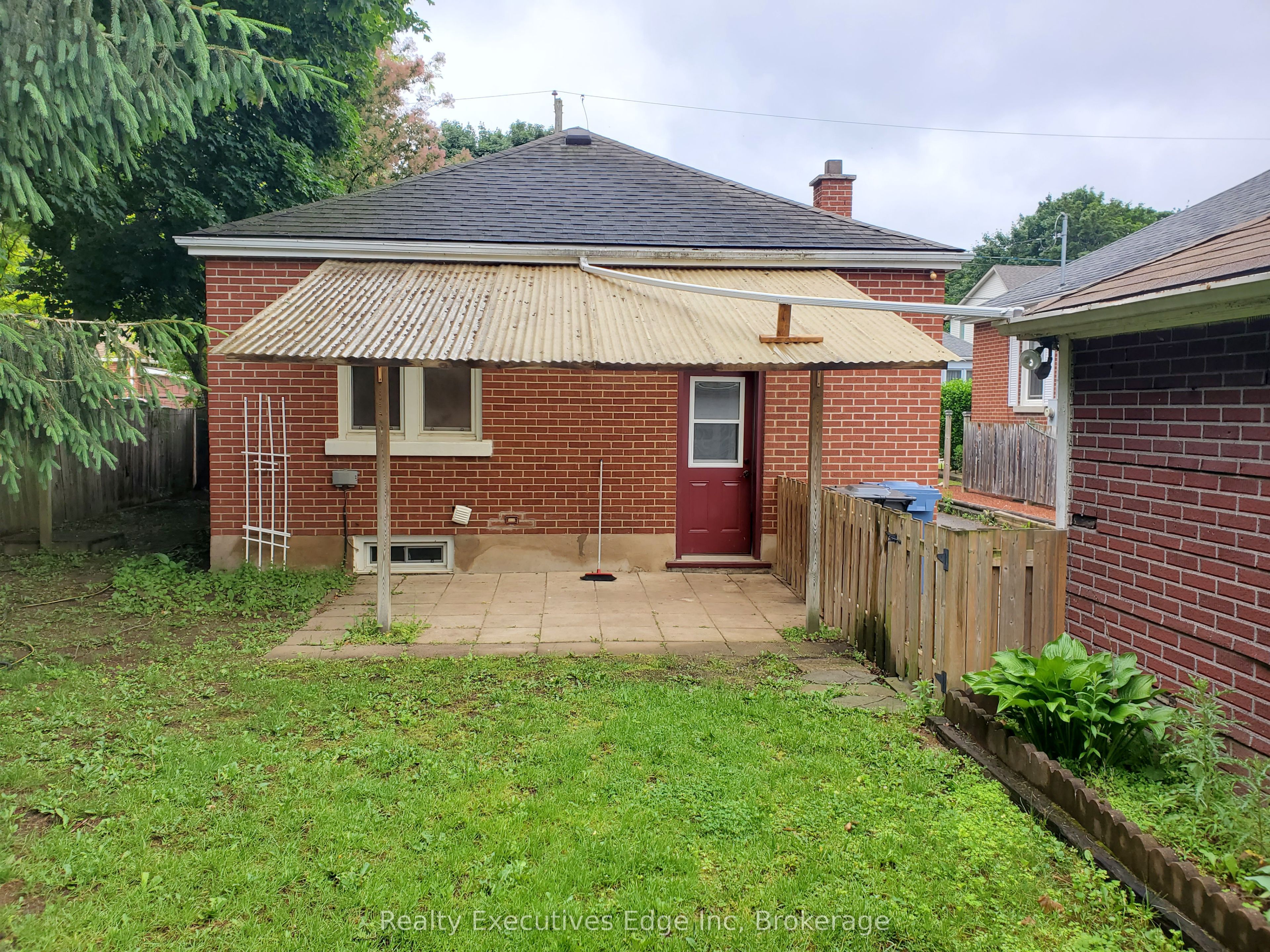 20 Armstrong Avenue Property Photo 7