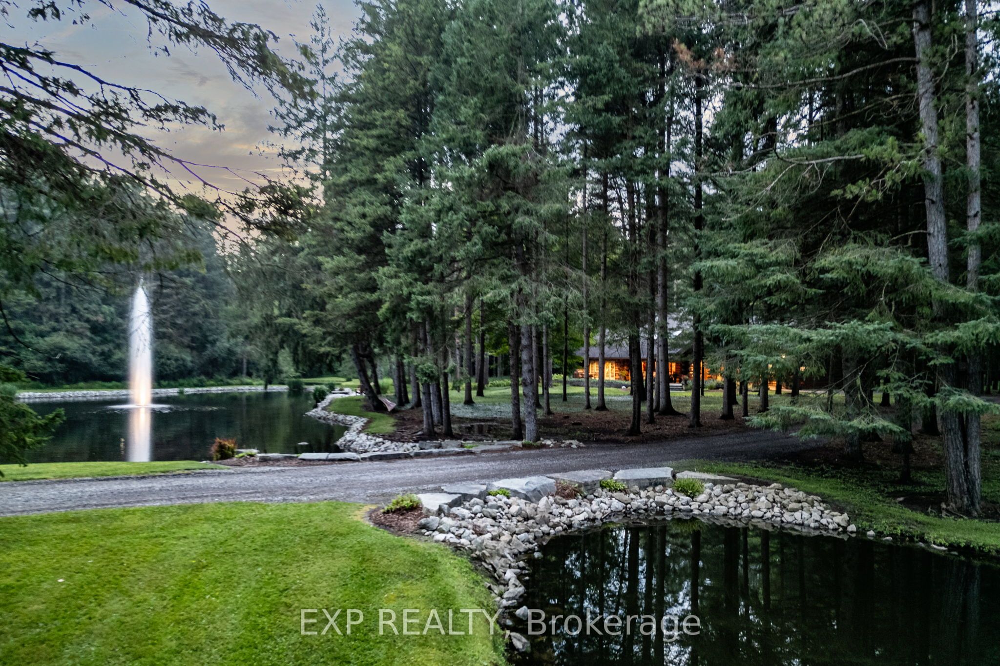 10608 Longwoods Road Property Photo 3