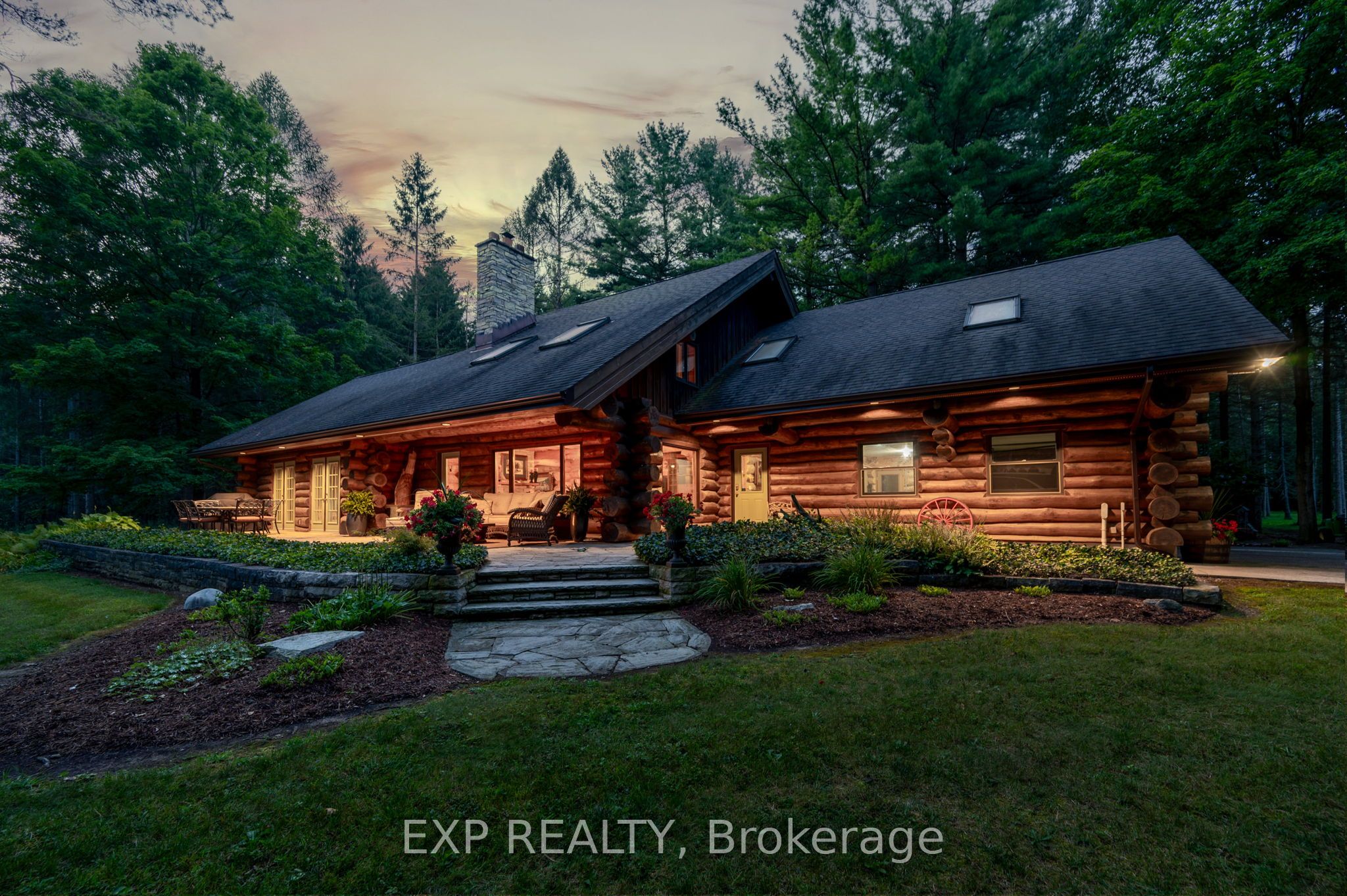 10608 Longwoods Road Property Photo 7