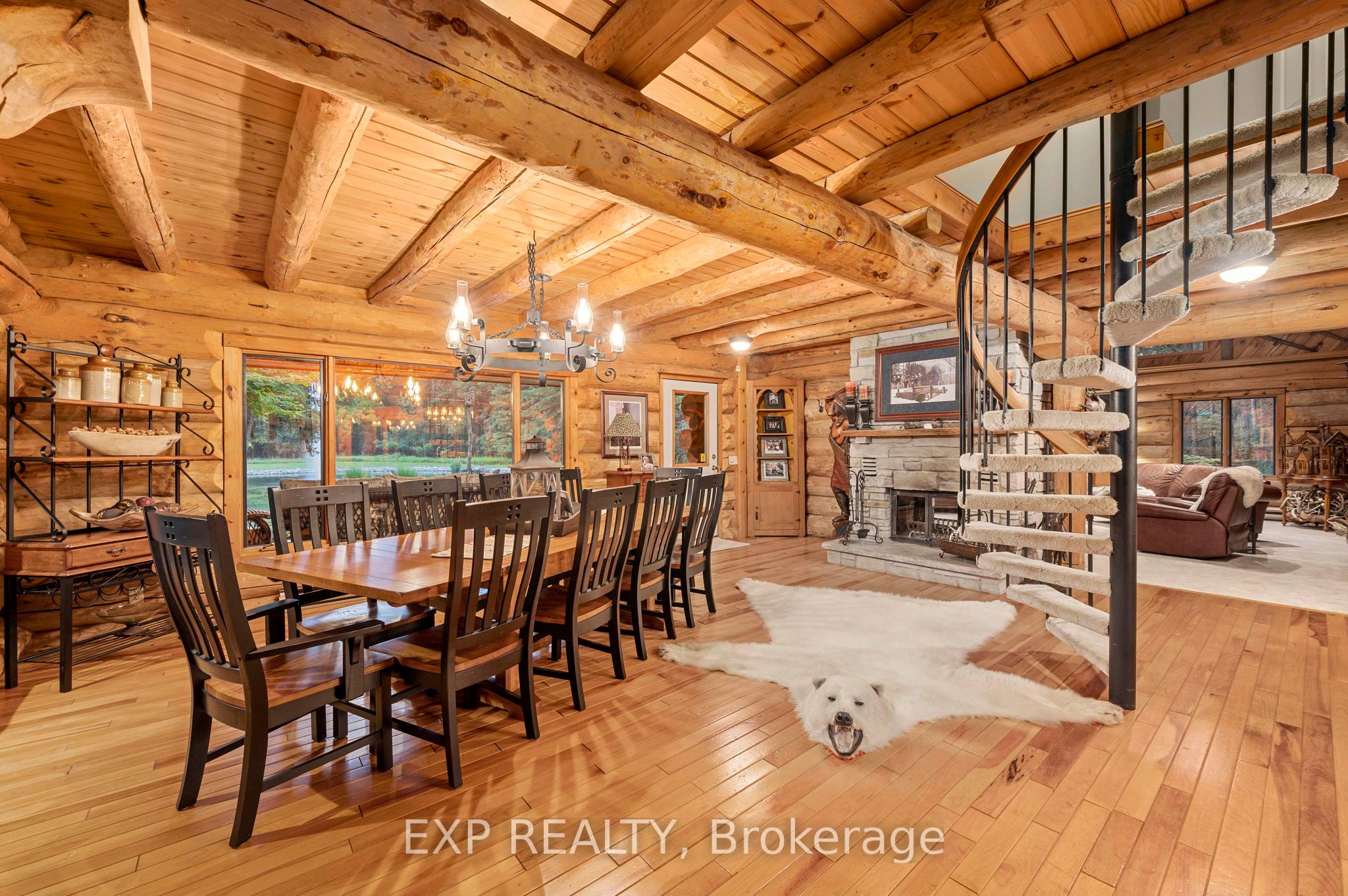 10608 Longwoods Road Property Photo 10