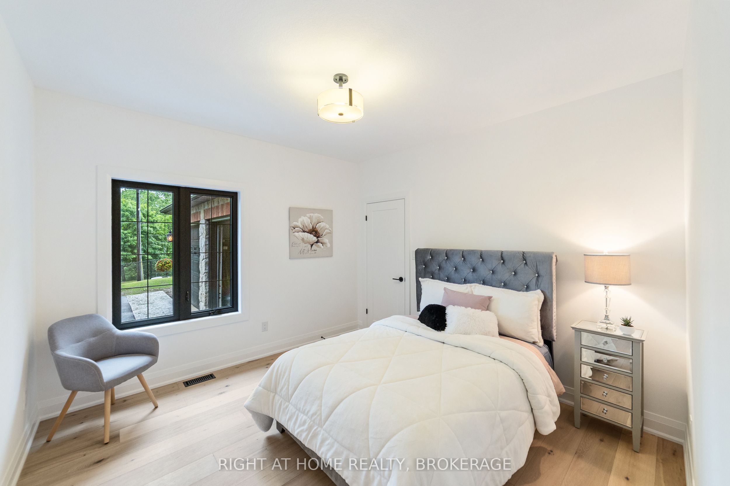 515 Hamilton Drive Property Photo 11