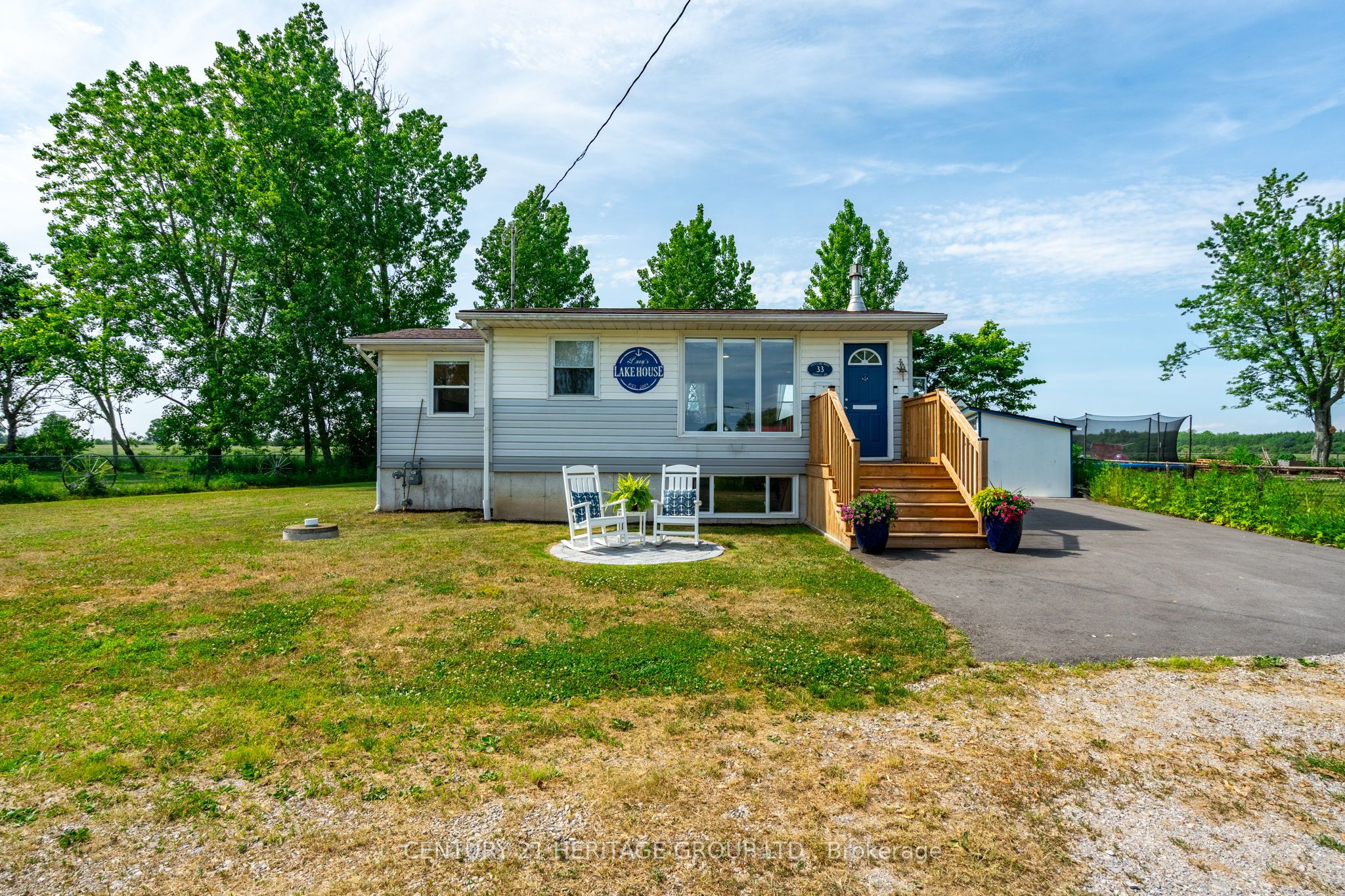 33 Fairwell Avenue Property Photo 3