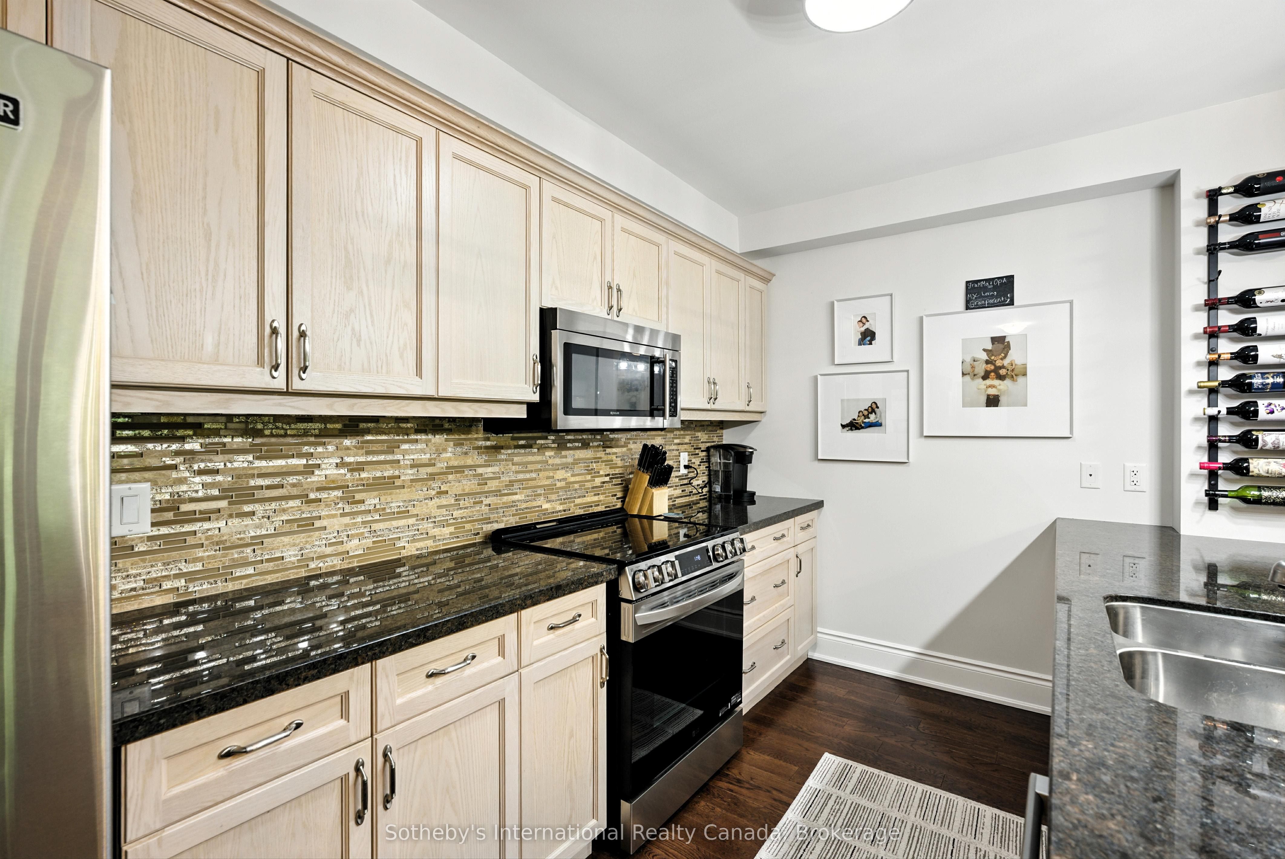 391 James Street W 106 Property Photo 14