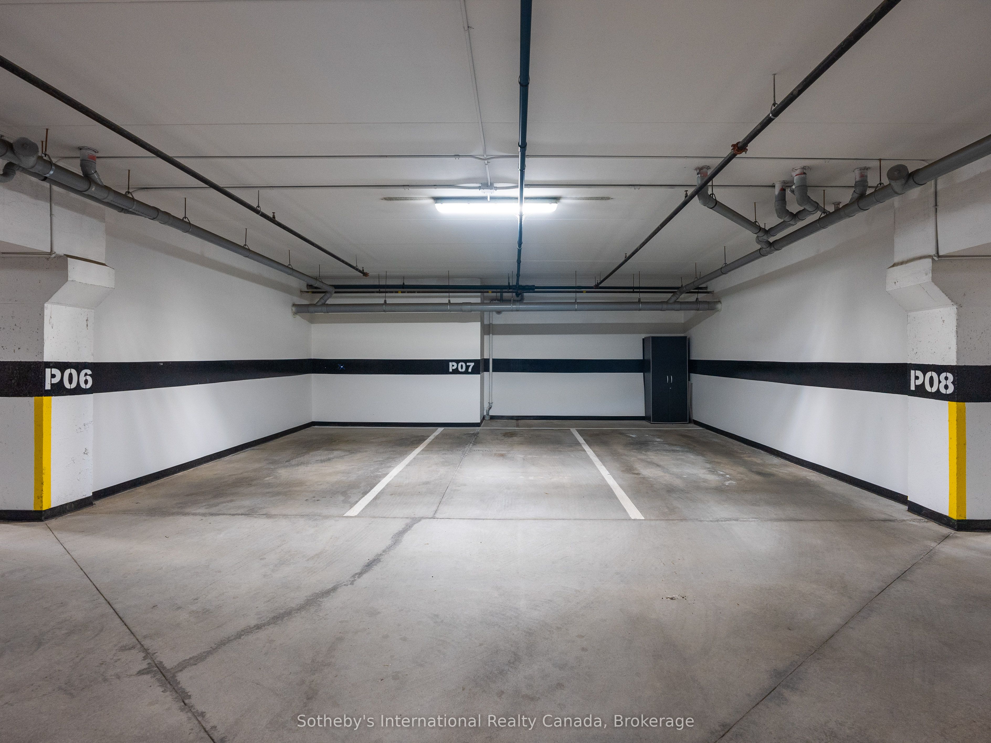 391 James Street W 106 Property Photo 36