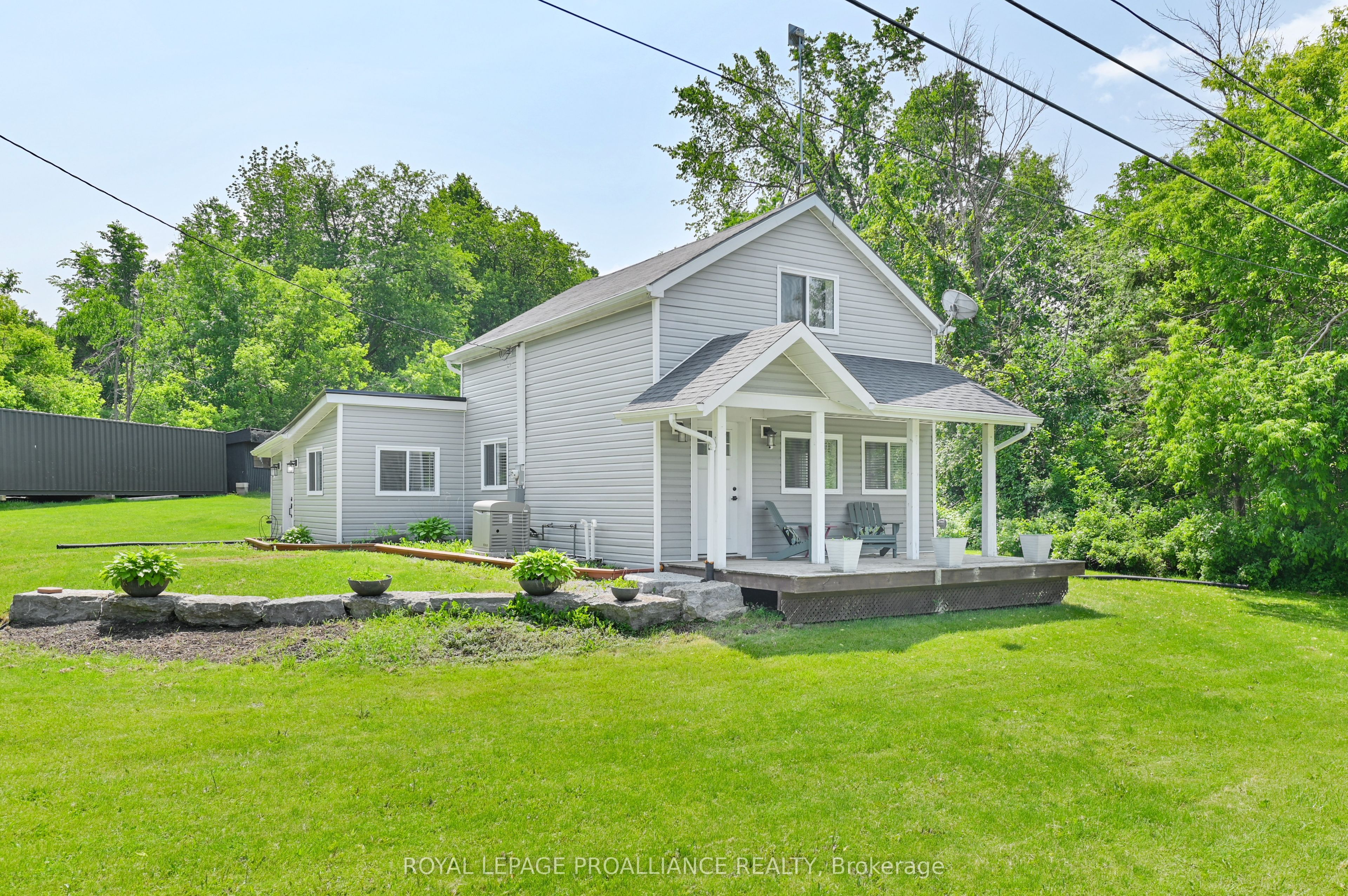 11100 62 Highway Property Photo 1