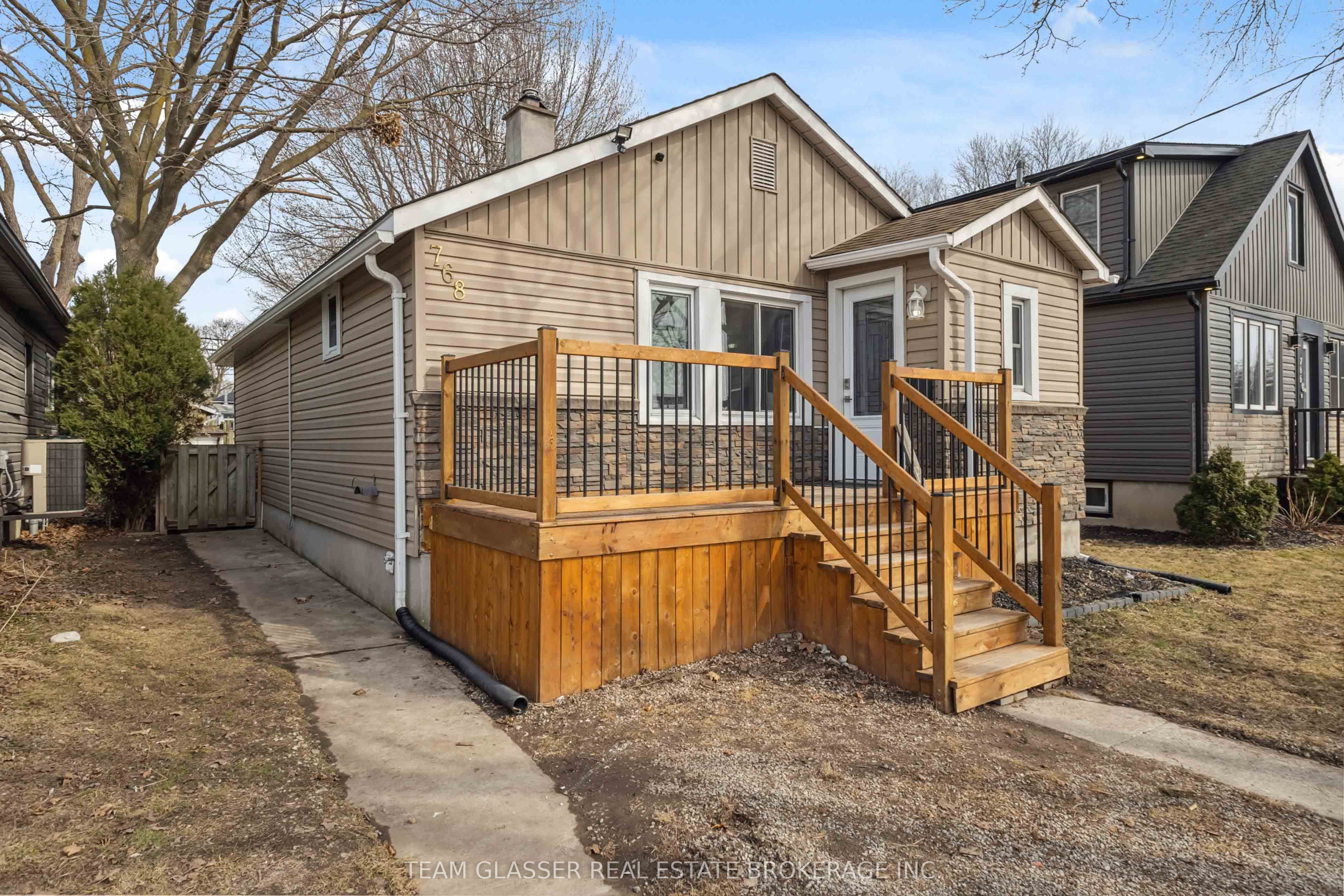 768 Glasgow Street Property Photo 1