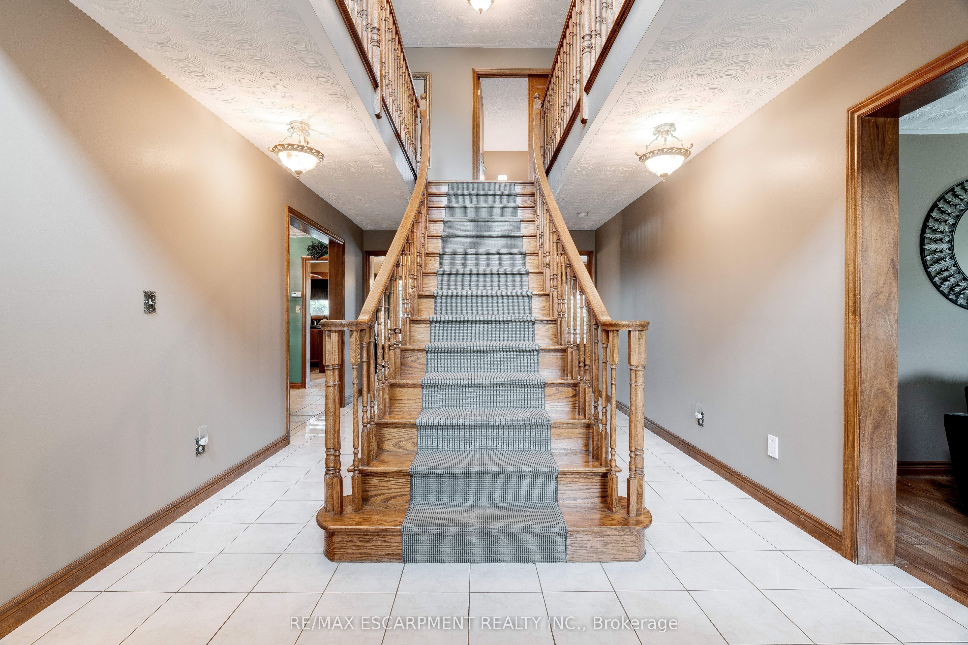 9 Sugarberry Court Property Photo 16