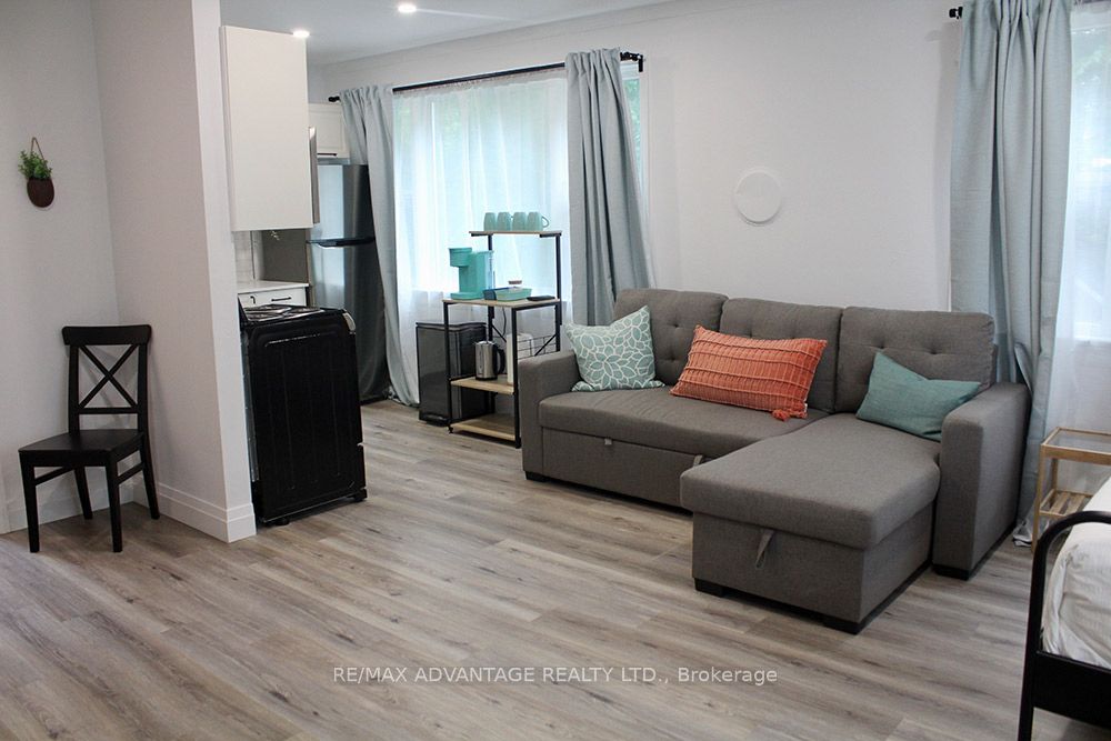 483 George Street Property Photo 11