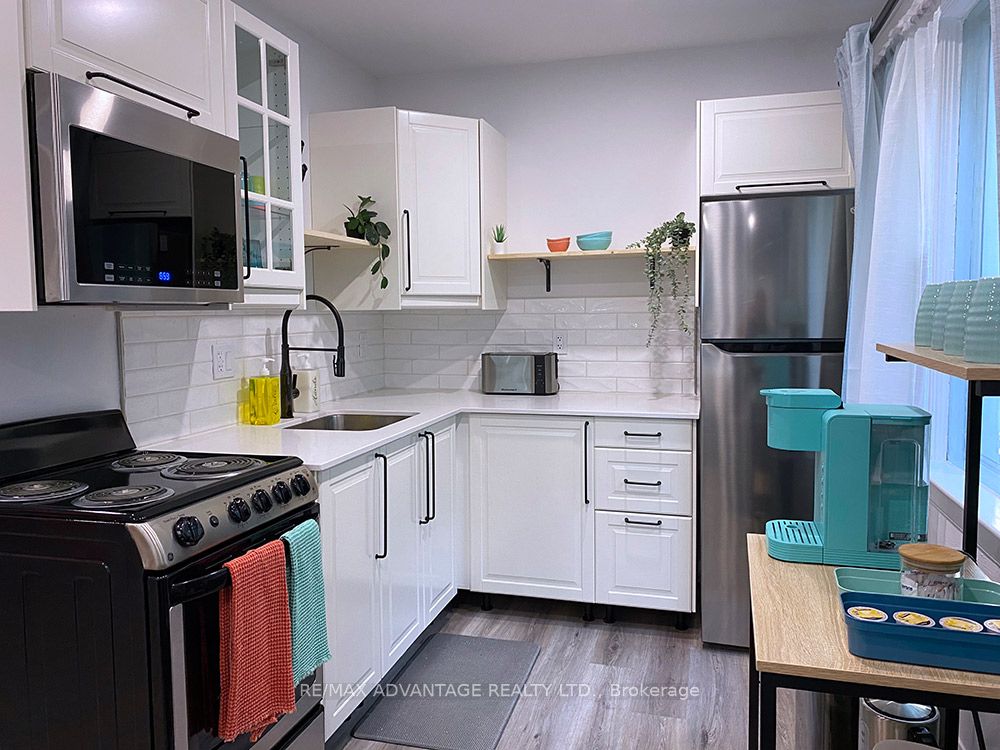 483 George Street Property Photo 12