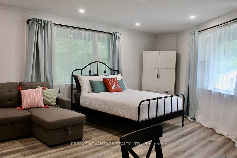 483 George Street Property Photo 22