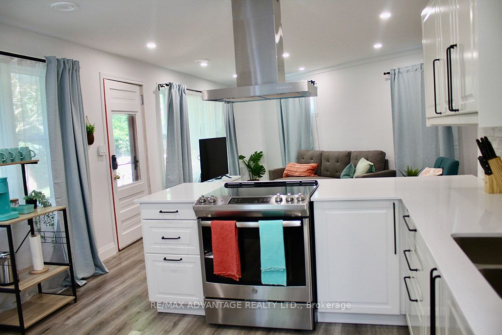 483 George Street Property Photo 26