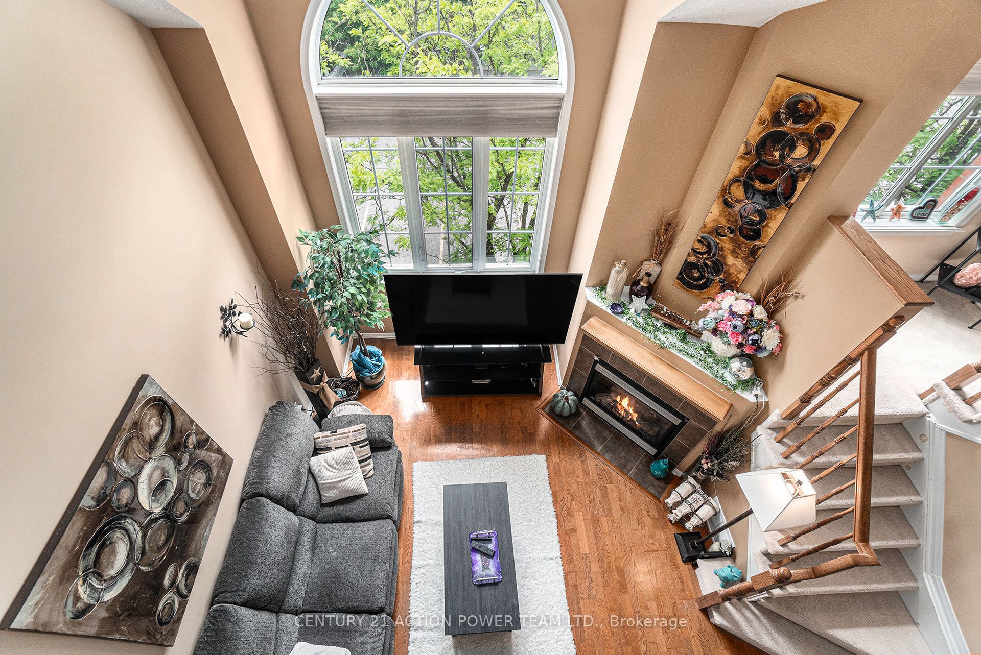 123 Gatestone Private Property Photo 11