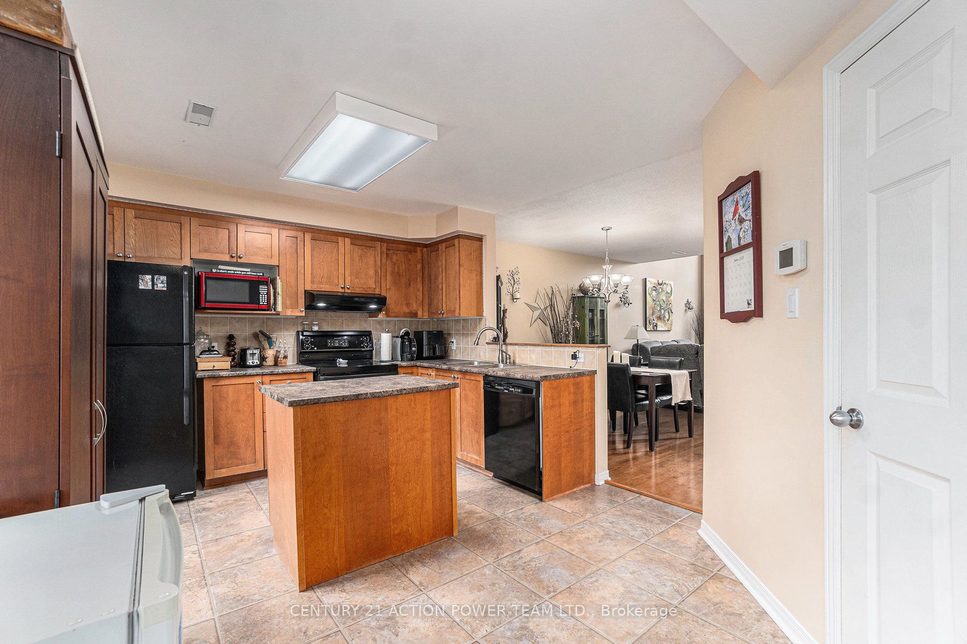 123 Gatestone Private Property Photo 17