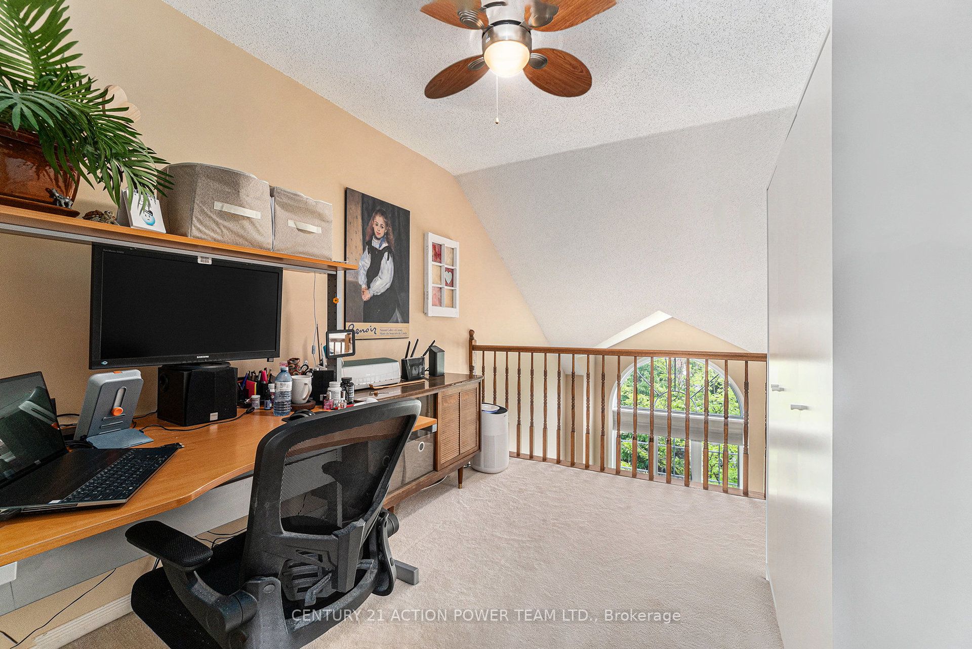 123 Gatestone Private Property Photo 24