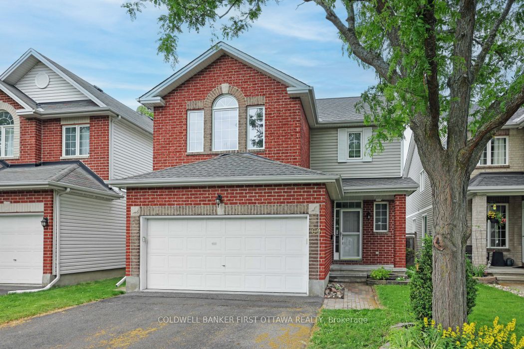 69 Friendly Crescent Property Photo 1