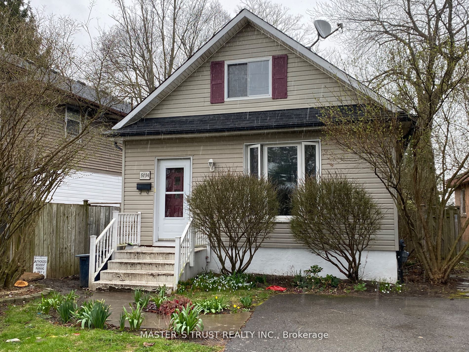 5134 Ontario Ave Property Photo 1