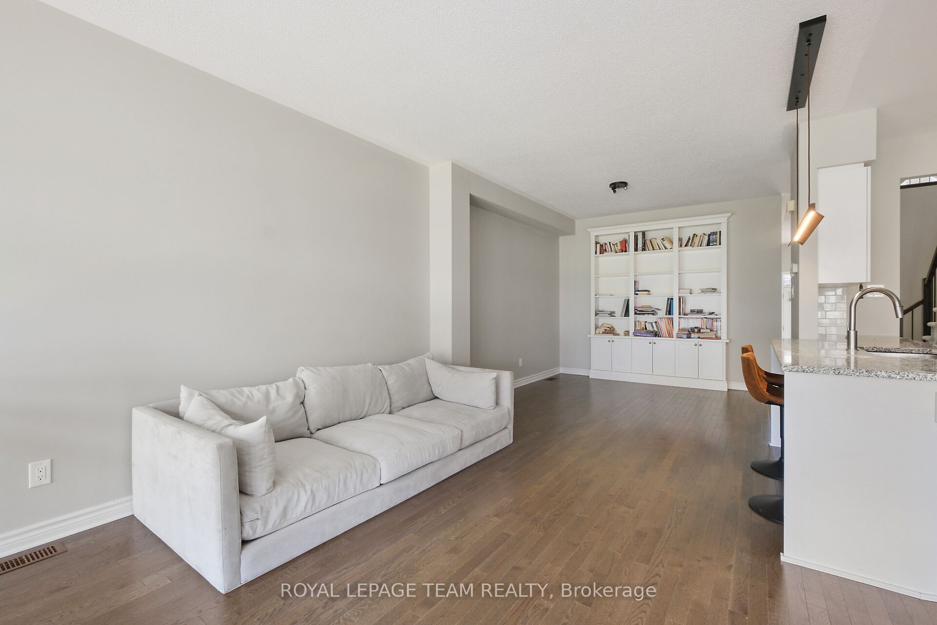 273 Shinleaf Crescent Property Photo 20