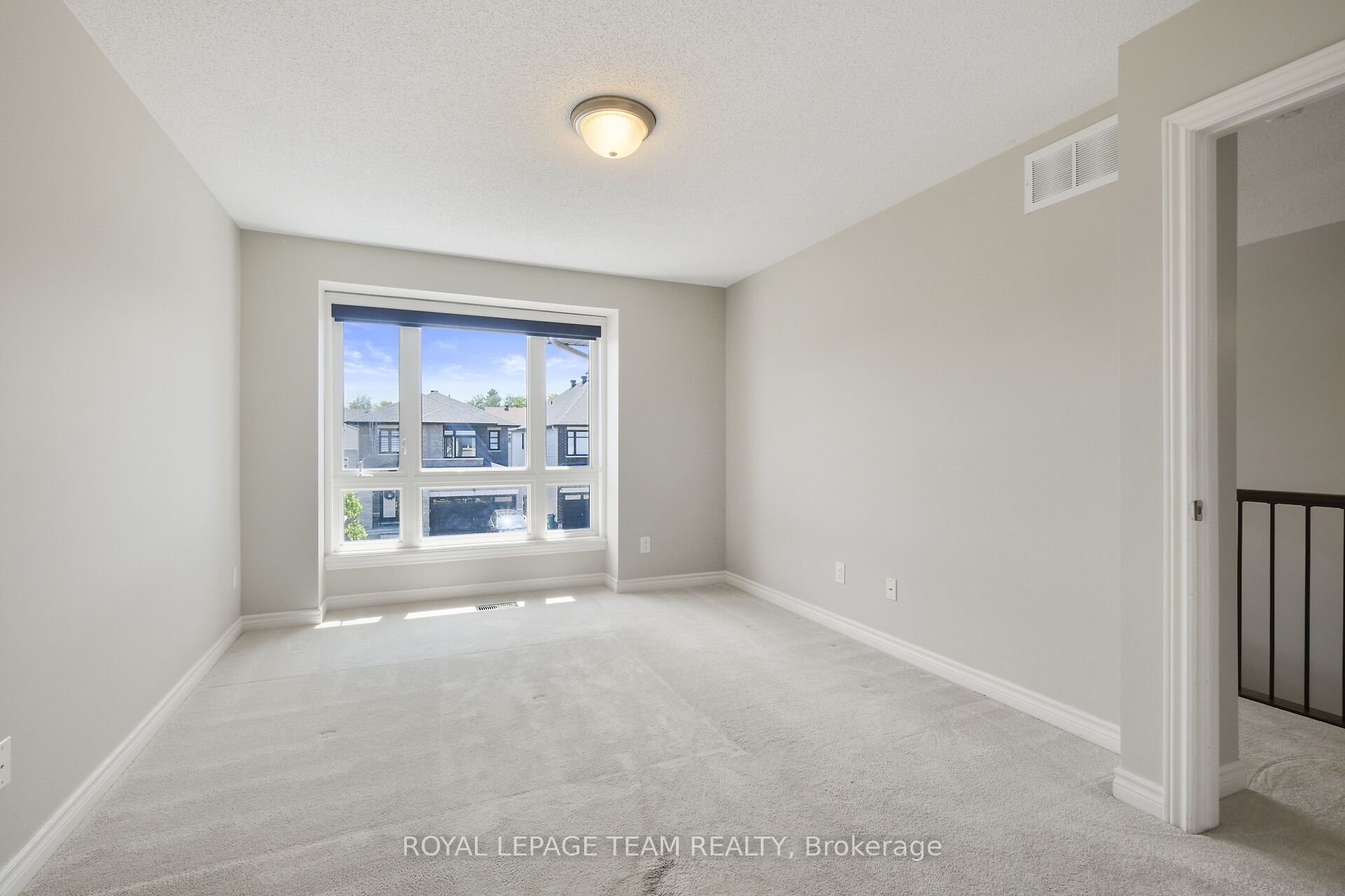 273 Shinleaf Crescent Property Photo 28