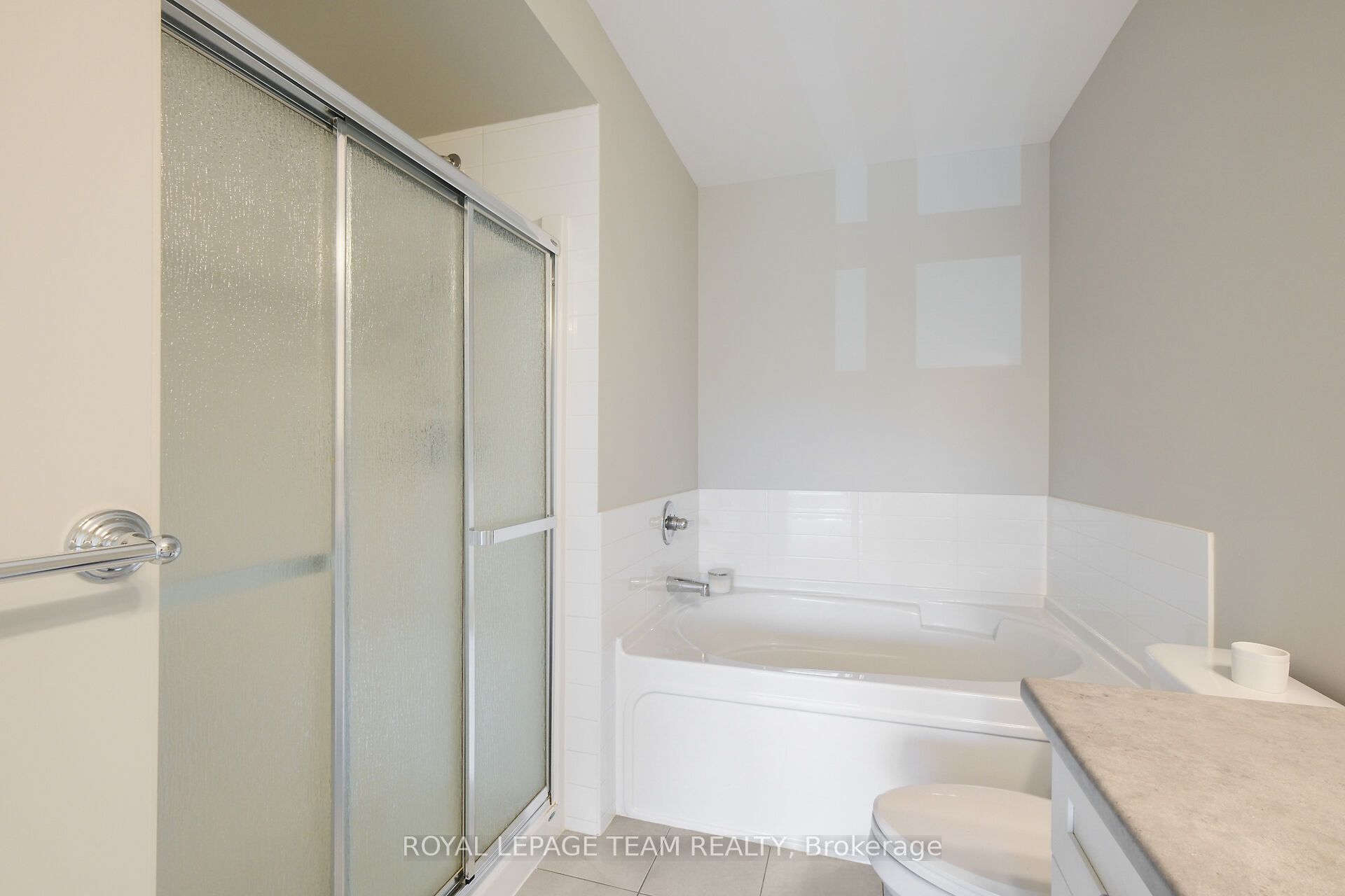 273 Shinleaf Crescent Property Photo 33