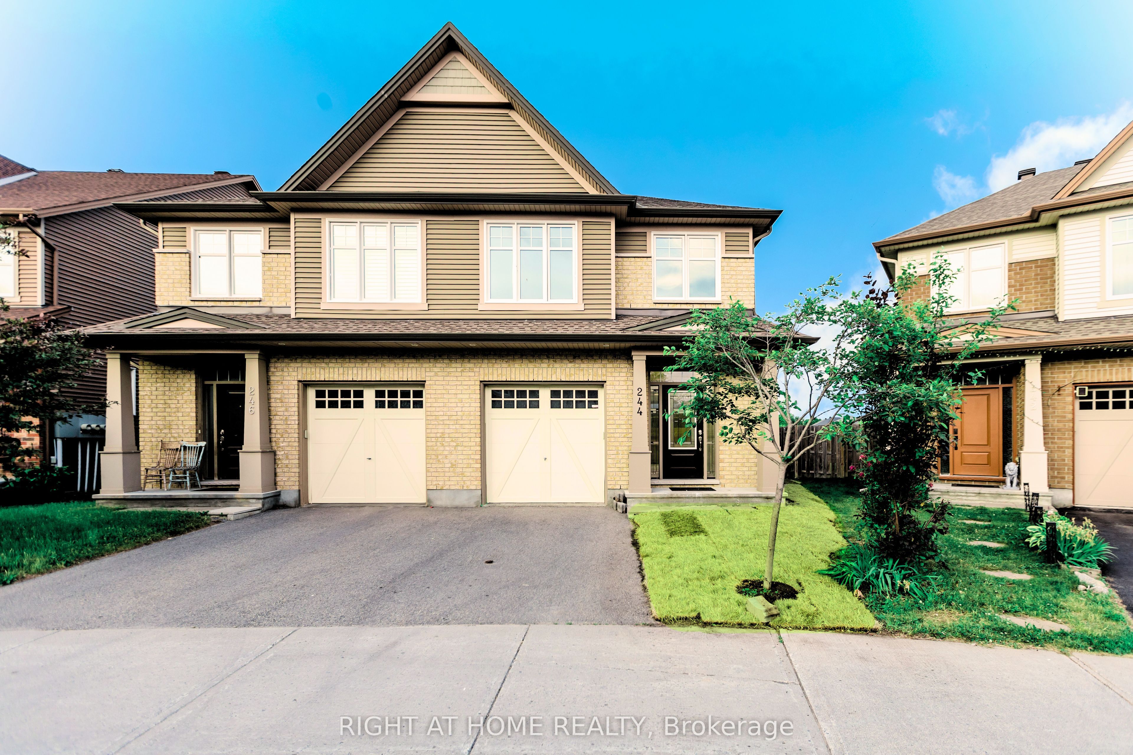 244 Fergus Crescent Property Photo 1