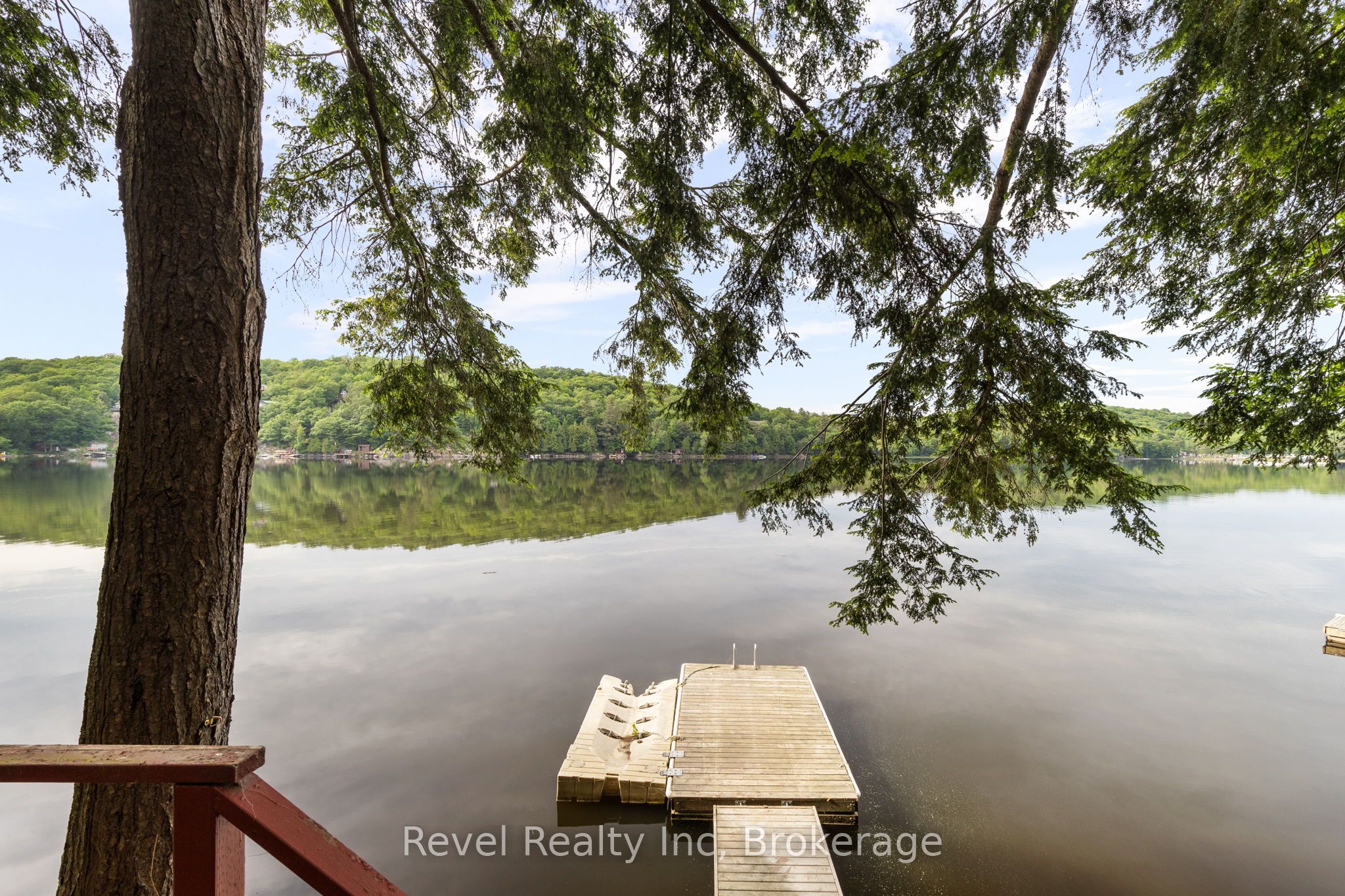 1096 Cowan Park Road Property Photo 1