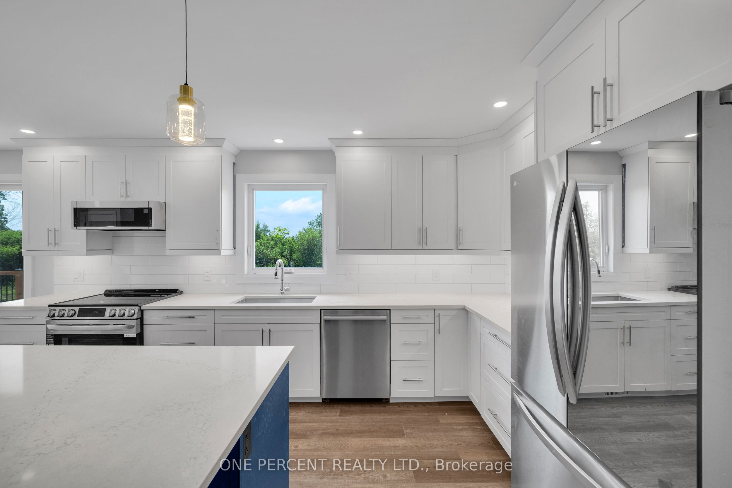 449 Wood Road Property Photo 8