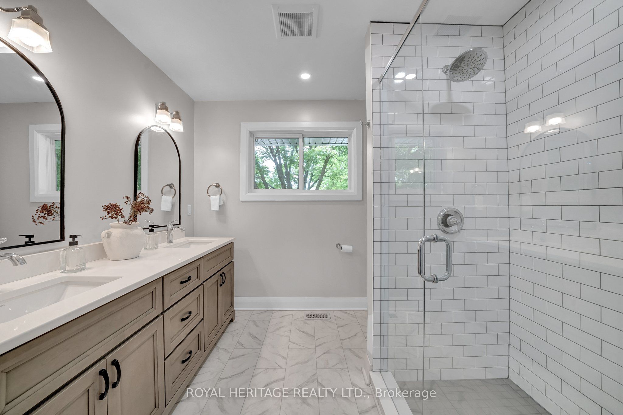 19 Alfred Street Property Photo 21